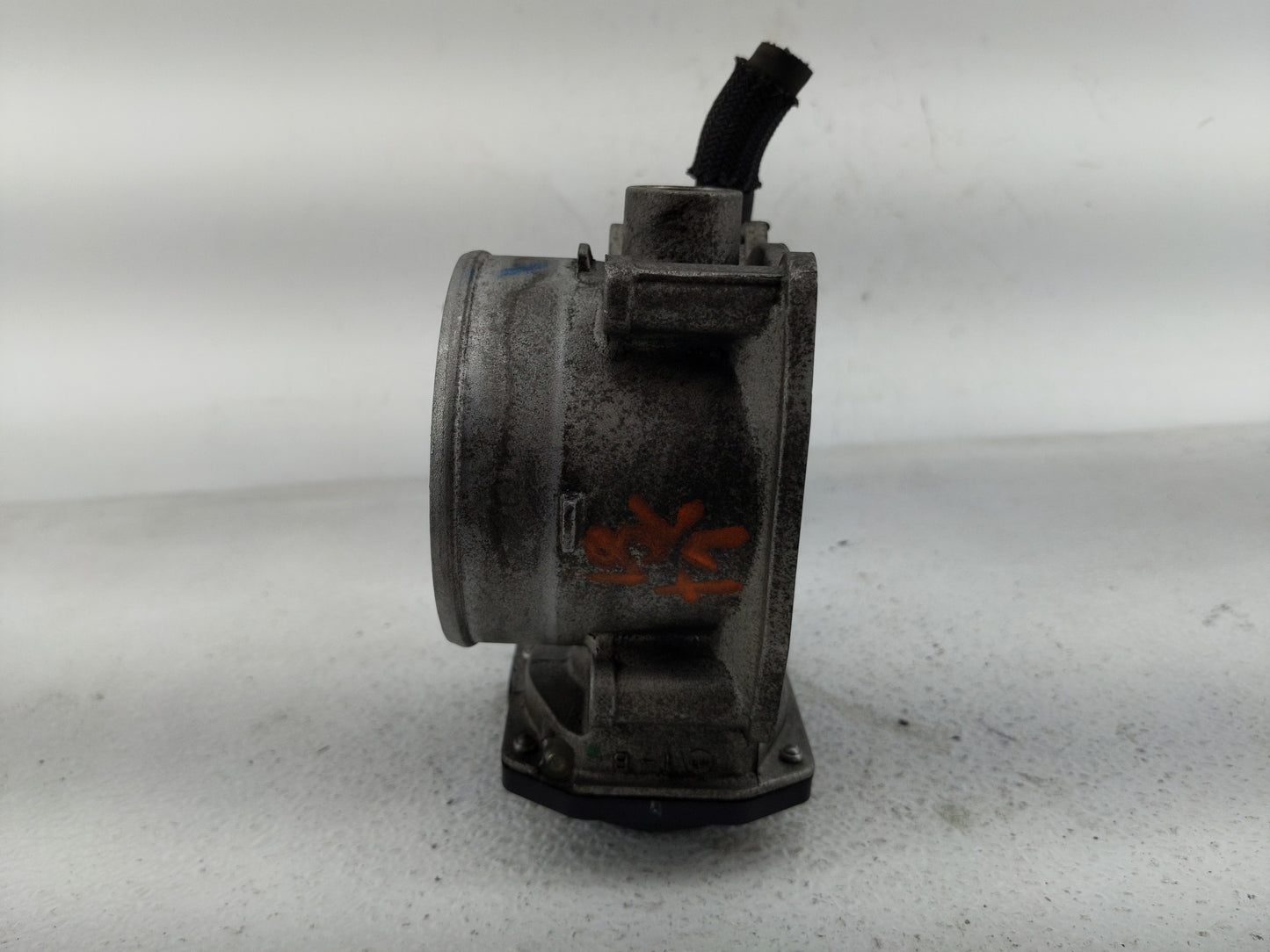 2005-2011 Toyota Tundra Throttle Body P/N:22030-0F010 Fits Fits 2003 2004 2005 2006 2007 2008 2009 2010 2011 2012 2013 2014 