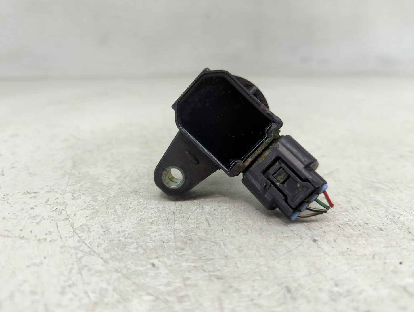 2000-2009 Toyota Tundra Ignition Coil Igniter Pack - Oemusedautoparts1.com
