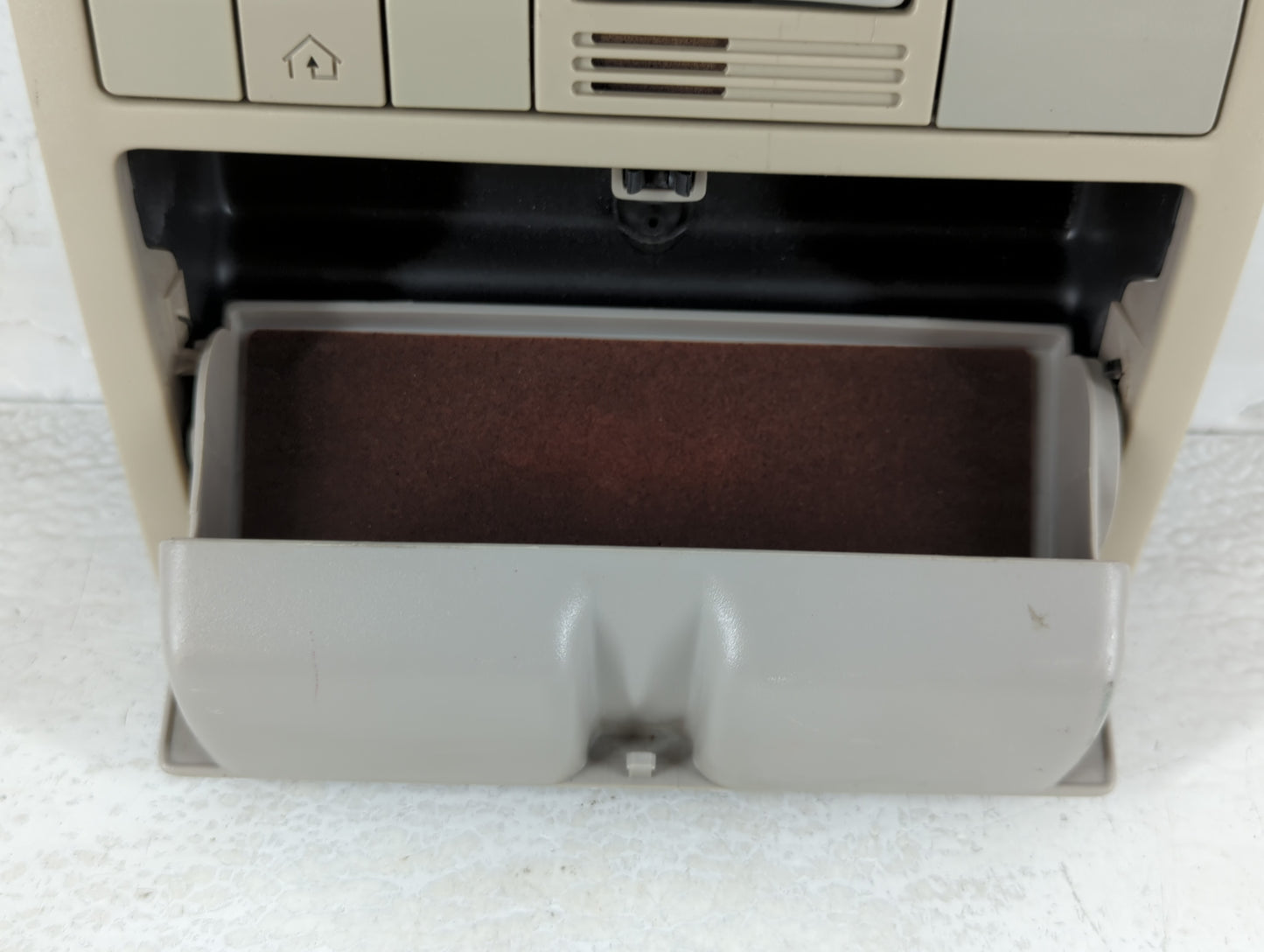 2009 Toyota Venza Overhead Roof Console - Oemusedautoparts1.com