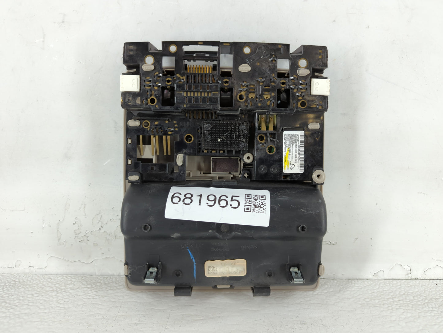 2009 Toyota Venza Overhead Roof Console - Oemusedautoparts1.com