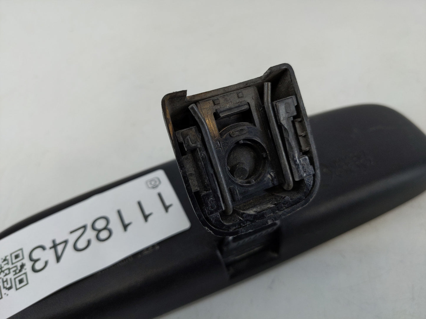 2006-2016 Toyota Yaris Interior Rear View Mirror Replacement OEM P/N:E4022197 Fits OEM Used Auto Parts - Oemusedautoparts1.c