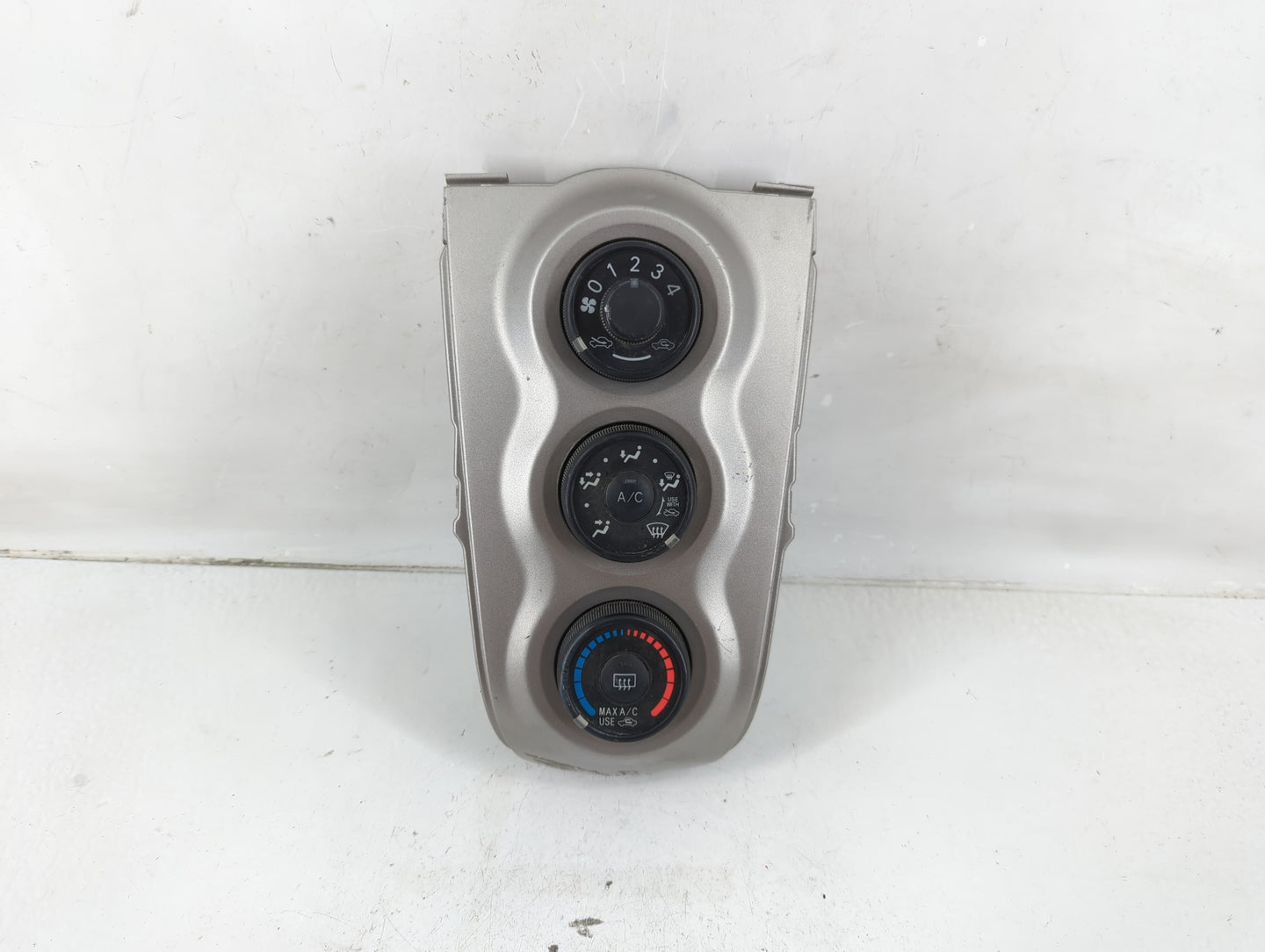 2009-2011 Toyota Yaris Climate Control Module Temperature AC/Heater Replacement P/N:55406-52120 Fits Fits 2009 2010 2011 OEM