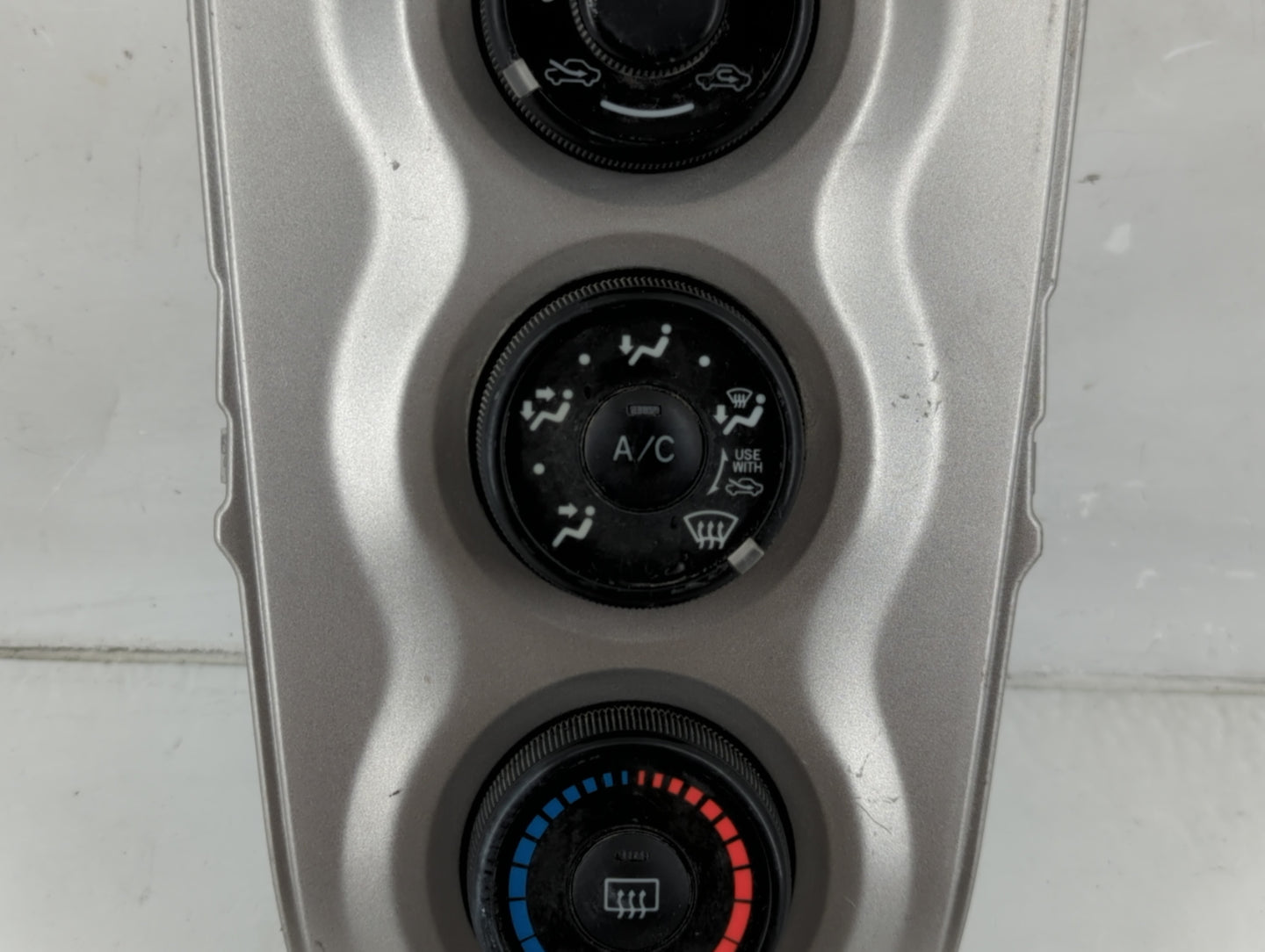 2009-2011 Toyota Yaris Climate Control Module Temperature AC/Heater Replacement P/N:55406-52120 Fits Fits 2009 2010 2011 OEM