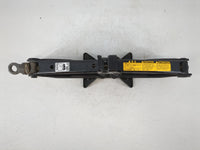 2009 Toyota Yaris Spare Scissor Car Jack - Oemusedautoparts1.com