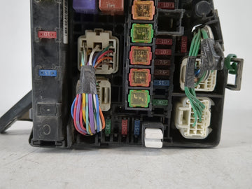2006-2011 Toyota Yaris Fusebox Fuse Box Panel Relay Module P/N:82641-47020 Fits Fits 2006 2007 2008 2009 2010 2011 OEM Used Auto Parts