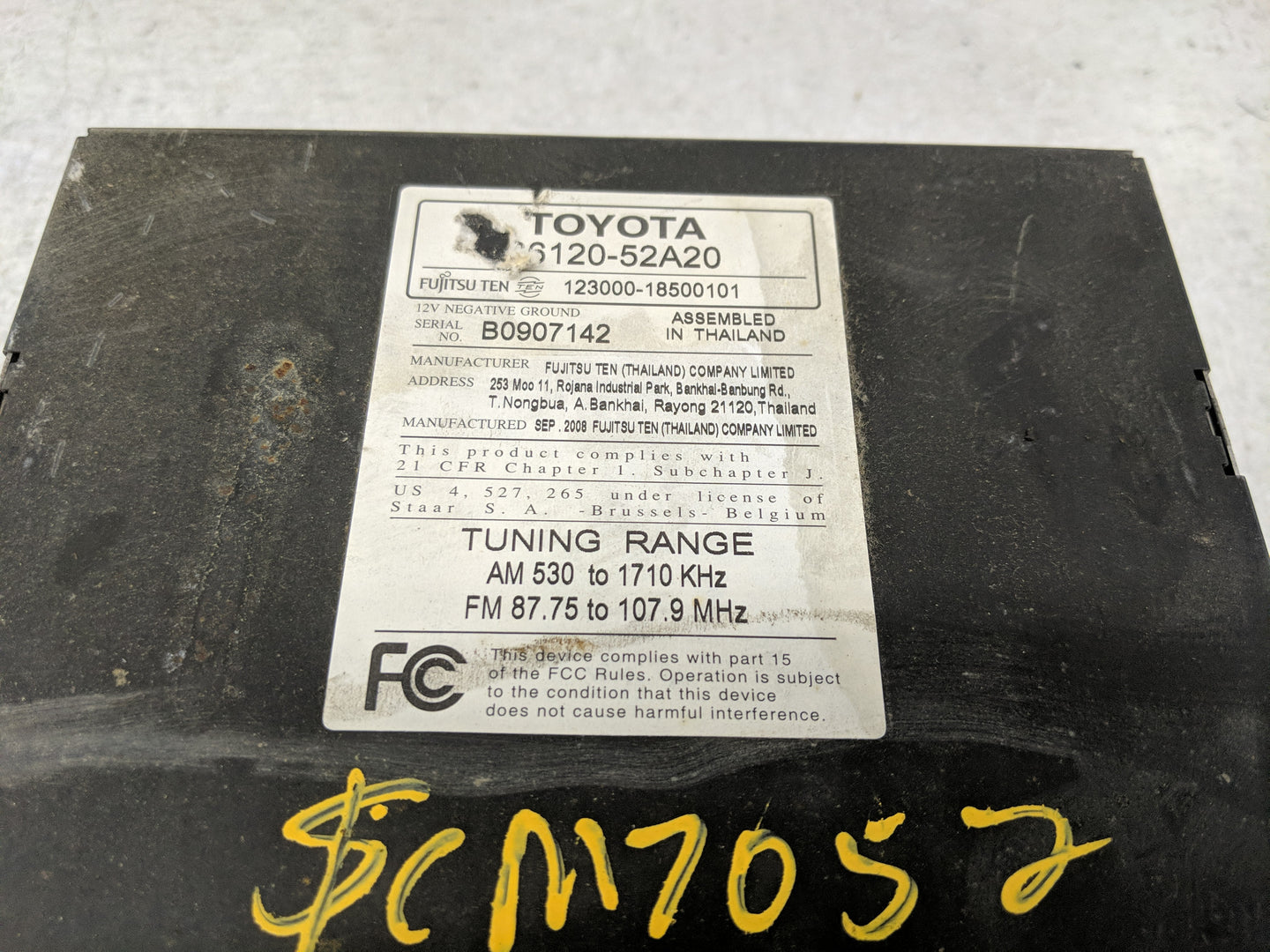 2009-2011 Toyota Yaris Radio AM FM Cd Player Receiver Replacement P/N:86120-52A20 Fits Fits 2009 2010 2011 OEM Used Auto Par