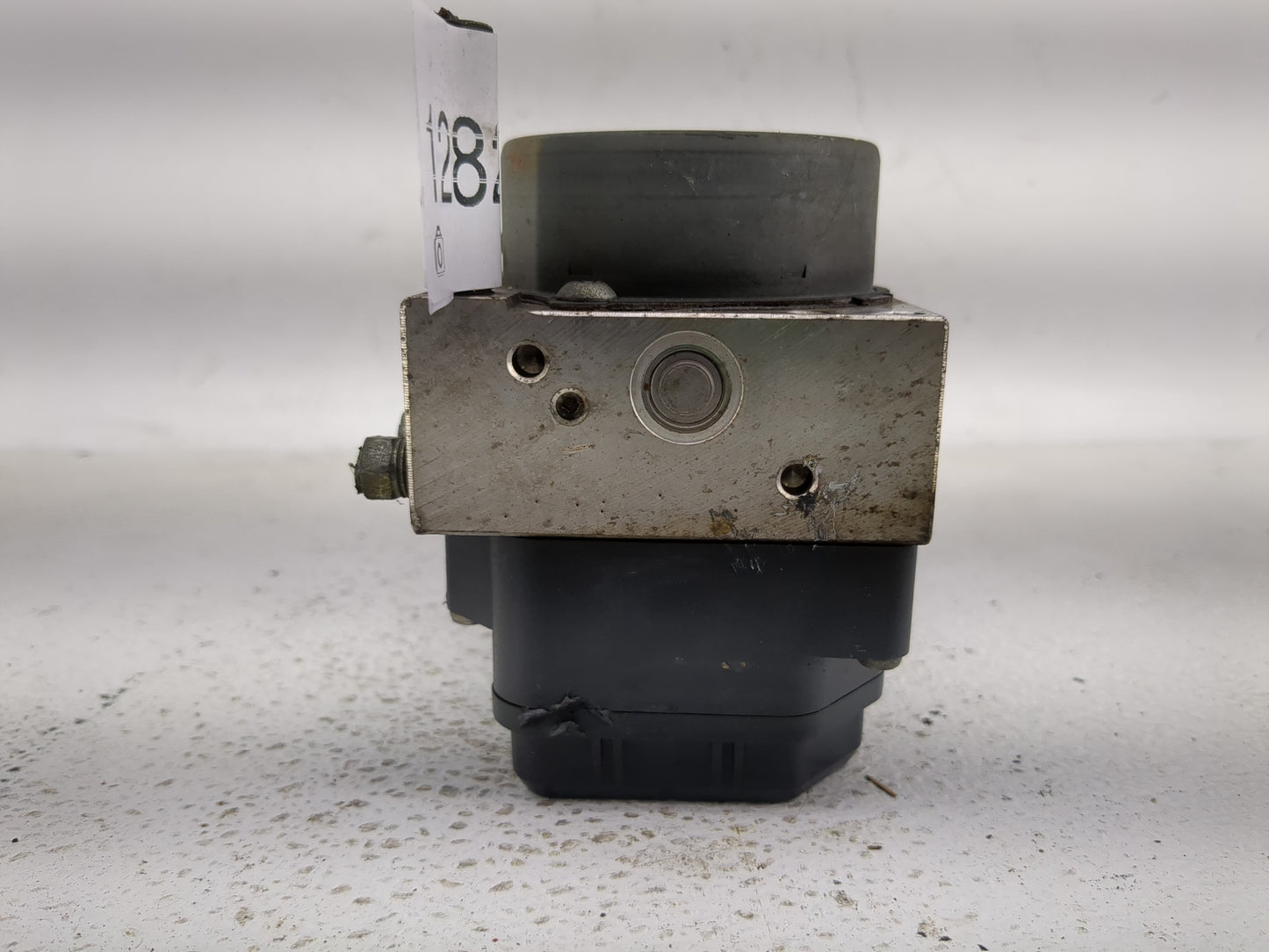 2009 Toyota Yaris ABS Pump Control Module Replacement P/N:113040-10380 89541-52820, 44510-52810, 25840315 Fits OEM Used Auto