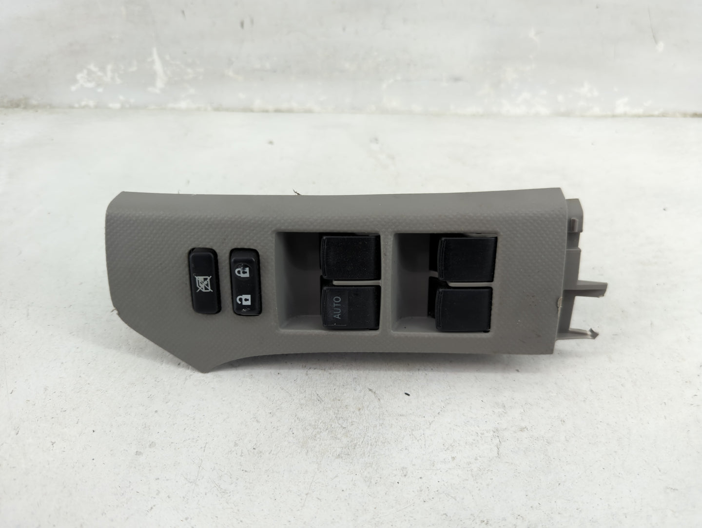 2009-2012 Toyota Yaris Master Power Window Switch Replacement Driver Side Left P/N:74232-52240 Fits OEM Used Auto Parts - Oe