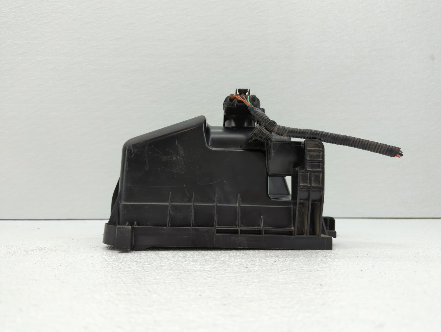 2009 Toyota Yaris Air Cleaner Intake-duct Hose Tube - Oemusedautoparts1.com