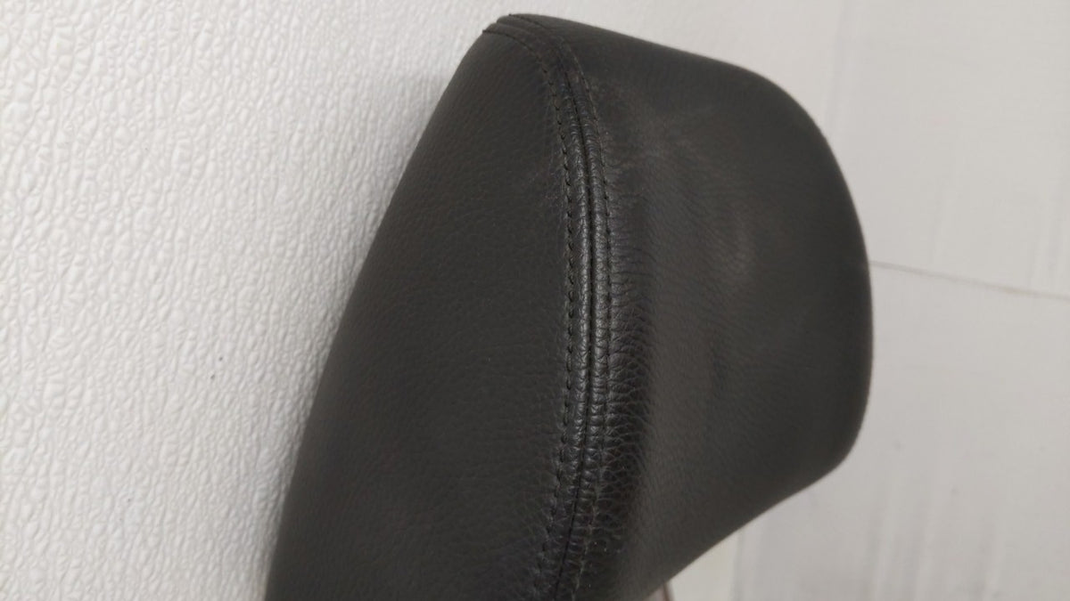 2009 Volkswagen Cc Headrest Head Rest Rear Center Seat Black - Oemusedautoparts1.com