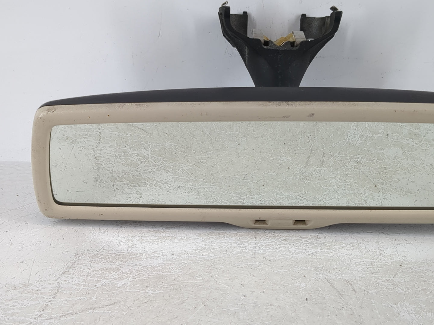 2009 Volkswagen Cc Interior Rear View Mirror Replacement OEM Fits OEM Used Auto Parts - Oemusedautoparts1.com