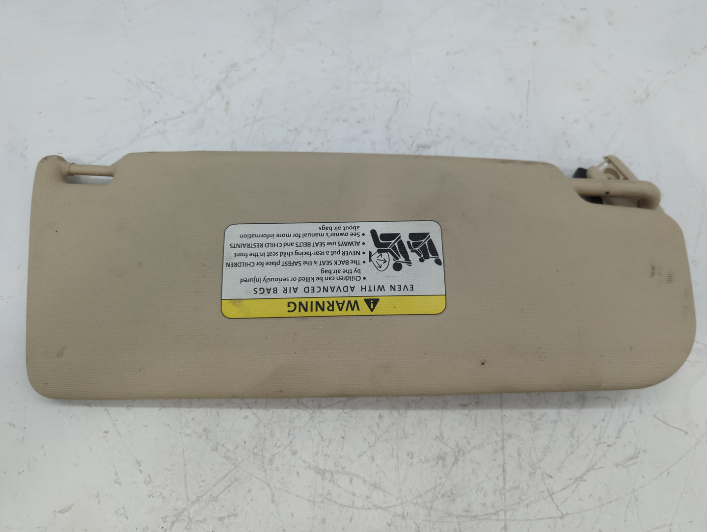 2009-2017 Volkswagen Cc Sun Visor Shade Replacement Driver Left Mirror Fits OEM Used Auto Parts - Oemusedautoparts1.com