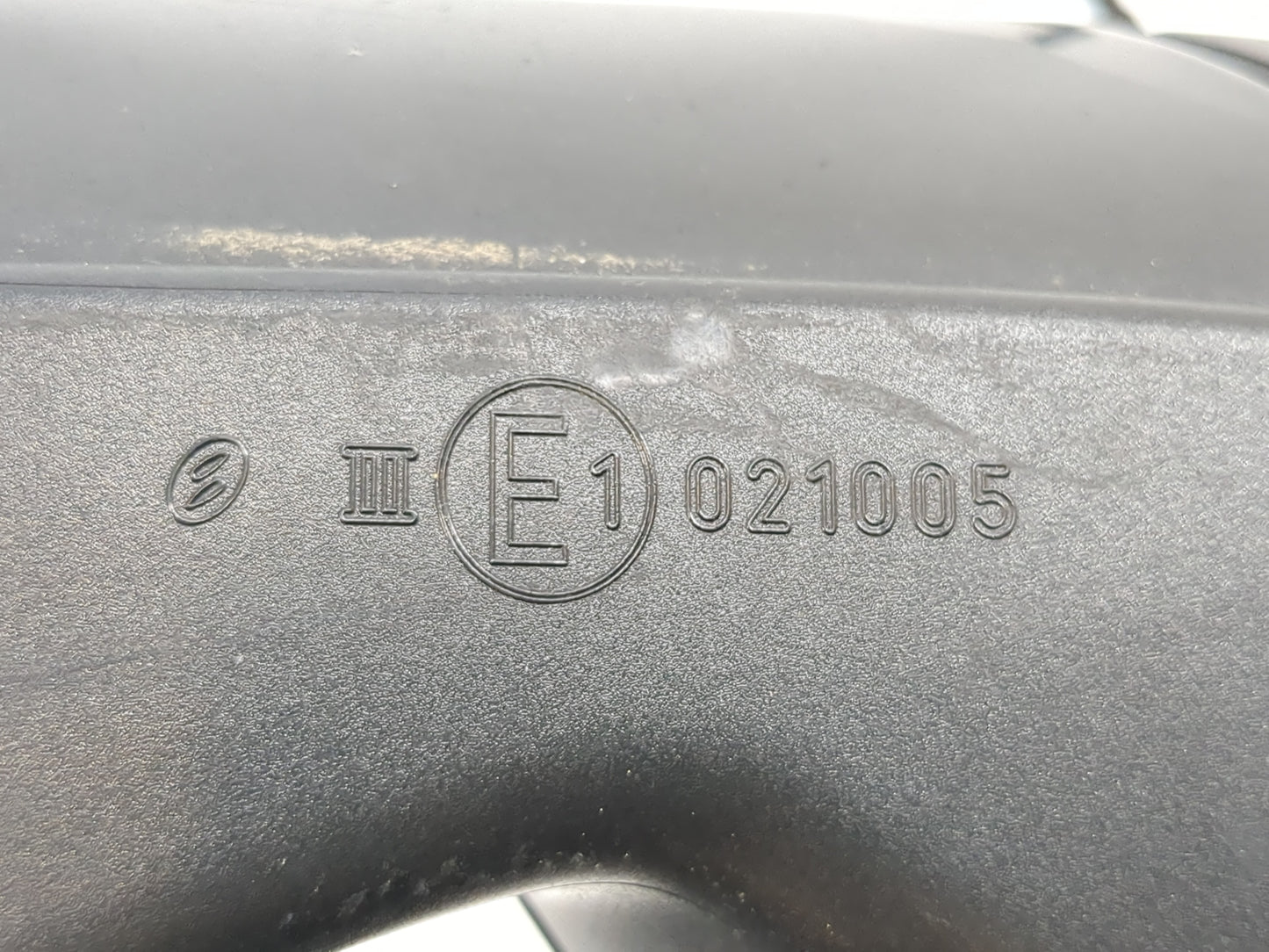 2009 Volkswagen Cc Driver Left Side View Manual Door Mirror Black - Oemusedautoparts1.com