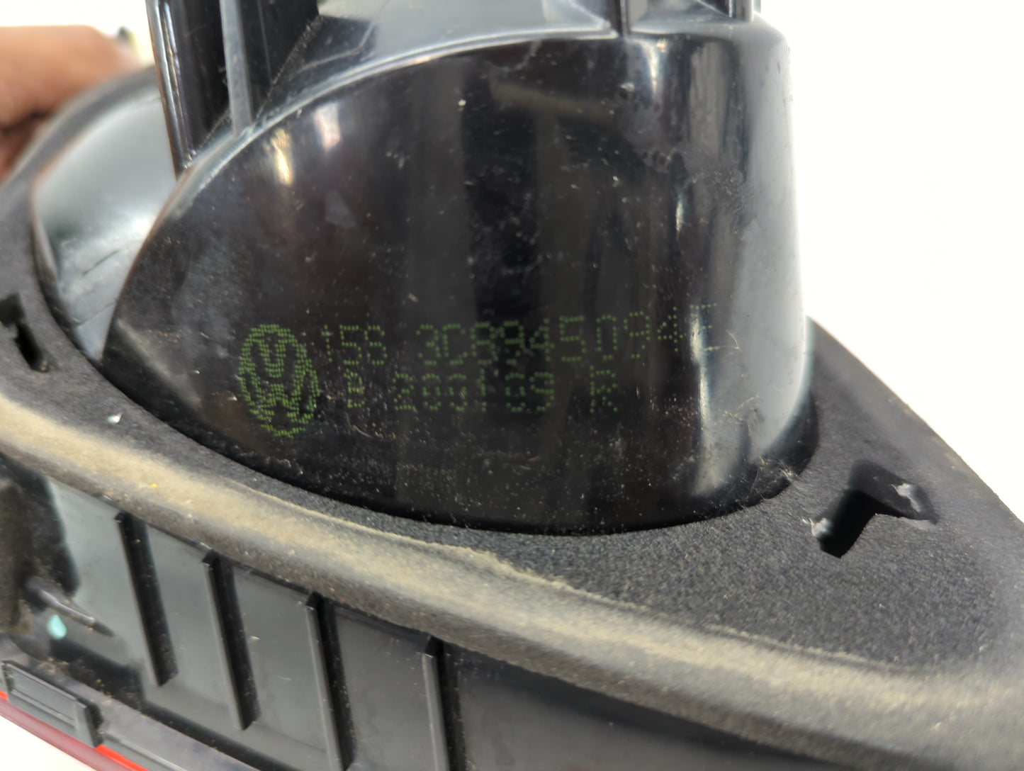 2009-2012 Volkswagen Cc Tail Light Assembly Passenger Right OEM P/N:158 3C8945094E Fits Fits 2009 2010 2011 2012 OEM Used Au