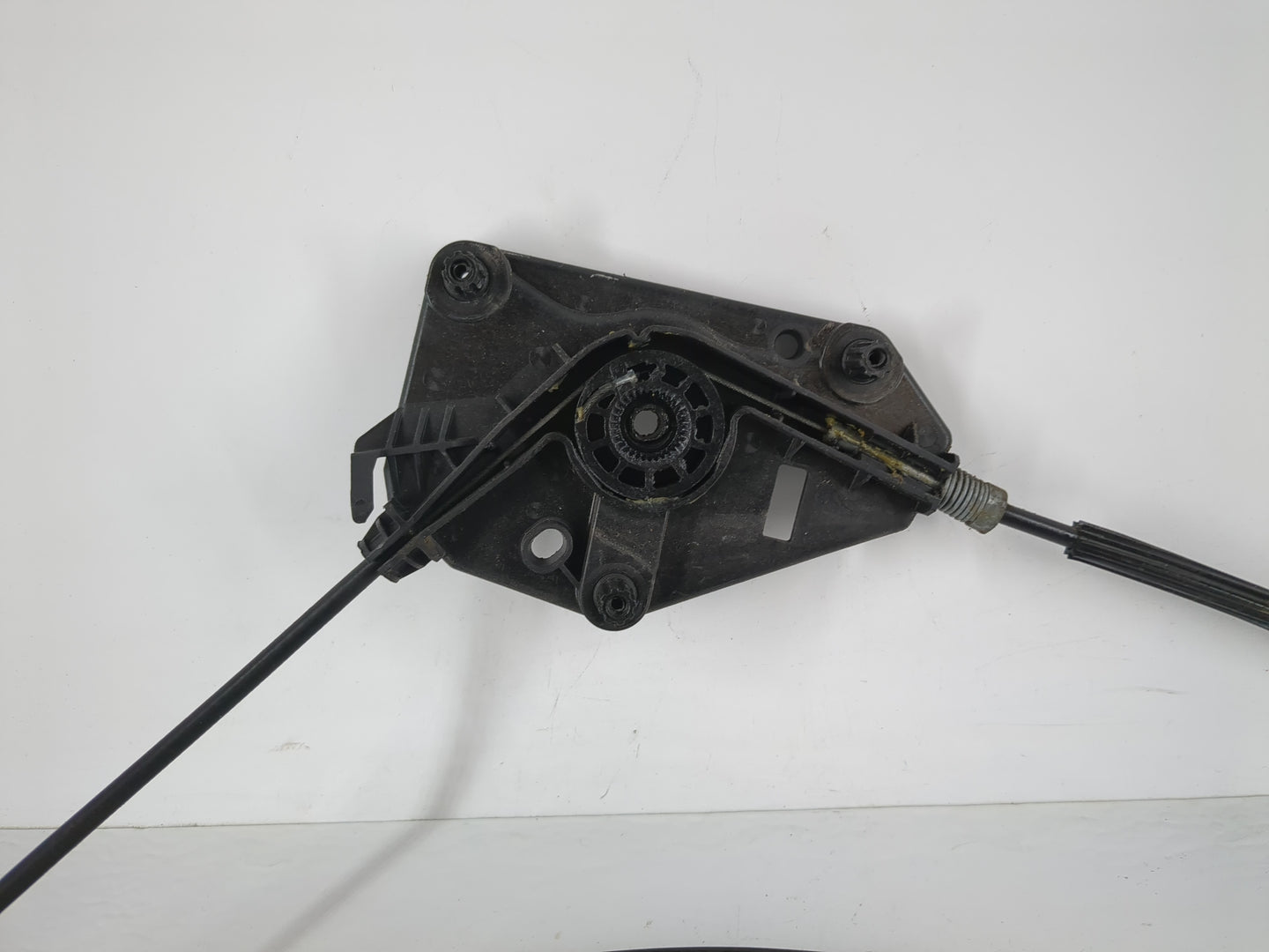 2009-2017 Volkswagen Cc Used Window Regulator Passenger Front - Oemusedautoparts1.com