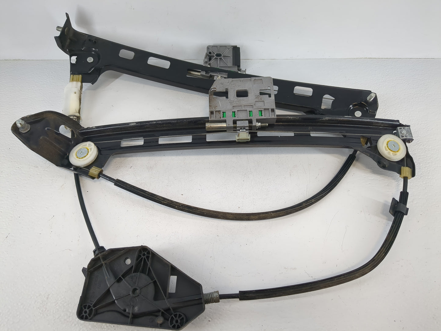 2009-2017 Volkswagen Cc Used Window Regulator Passenger Front - Oemusedautoparts1.com