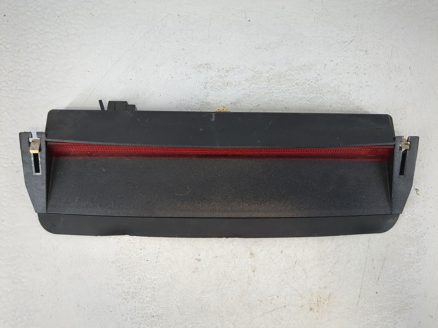 2009 Volkswagen Cc Third Brake Light Tail Light Fits OEM Used Auto Parts - Oemusedautoparts1.com