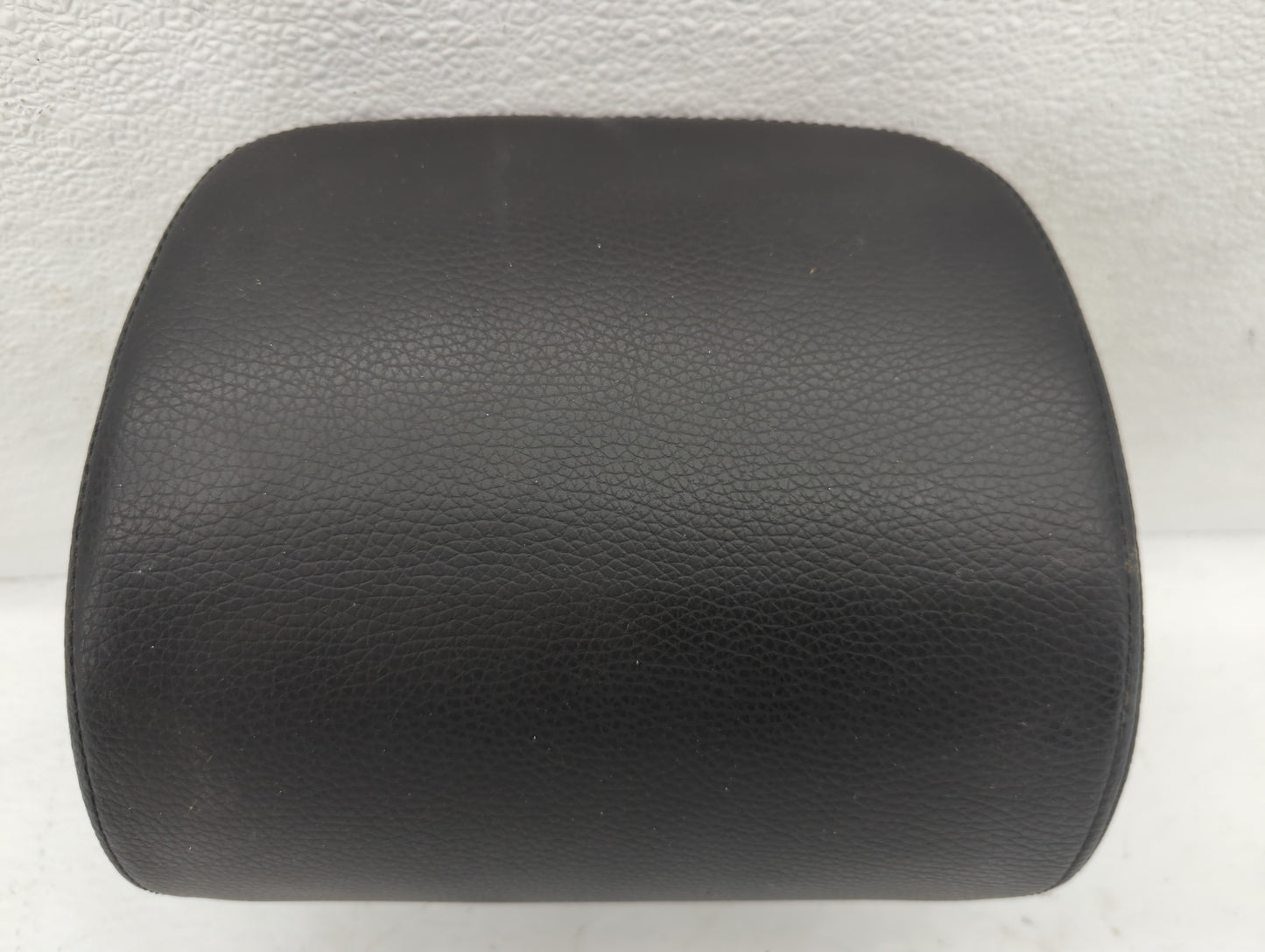 2009-2016 Volkswagen Cc Headrest Head Rest Front Driver Passenger Seat Fits Fits 2009 2010 2011 2012 2013 2014 2015 2016 OEM