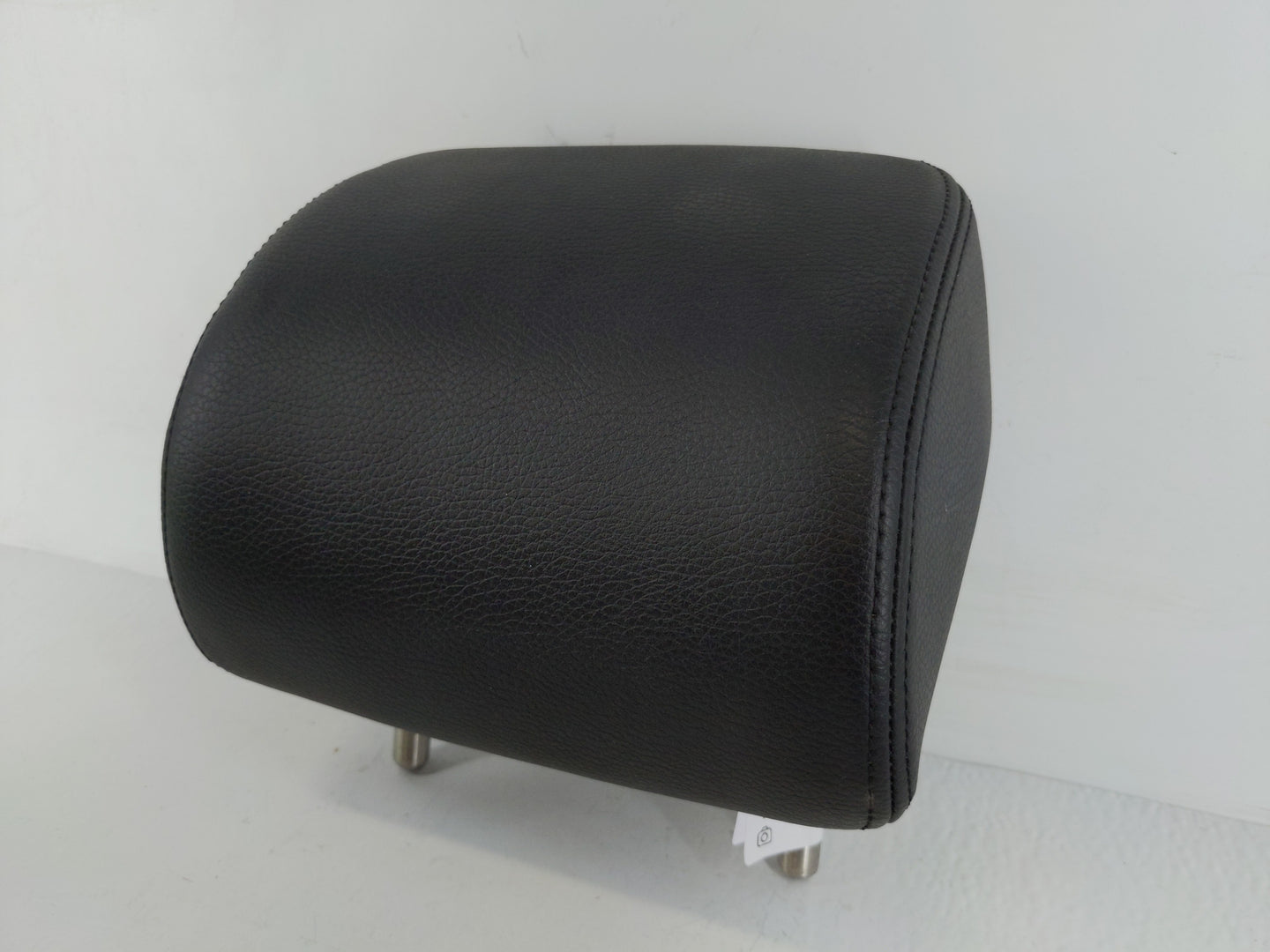 2009-2016 Volkswagen Cc Headrest Head Rest Front Driver Passenger Seat Fits Fits 2009 2010 2011 2012 2013 2014 2015 2016 OEM