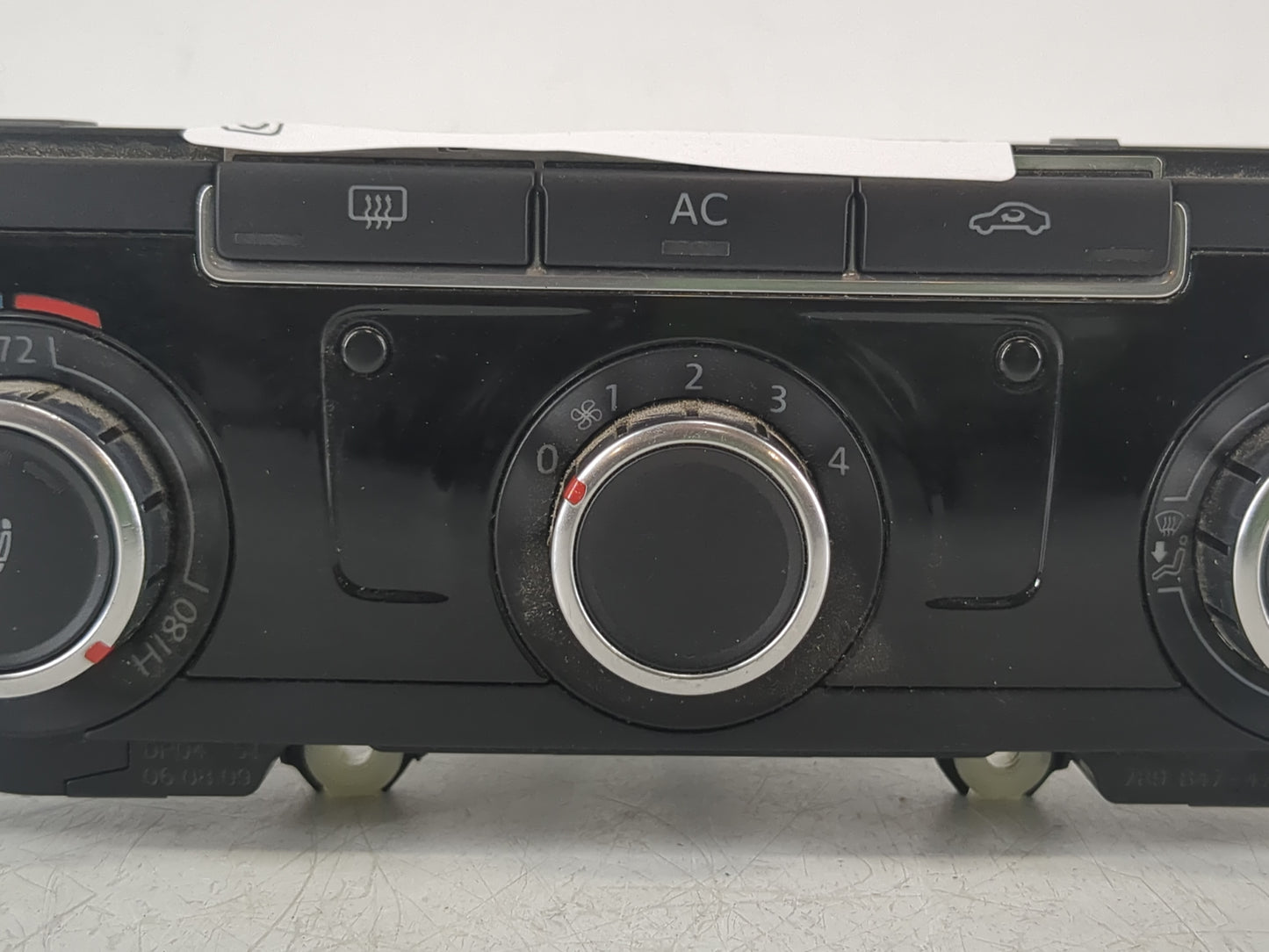 2009-2010 Volkswagen Cc Climate Control Module Temperature AC/Heater Replacement P/N:5HB 009 751-17 Fits Fits 2009 2010 OEM 