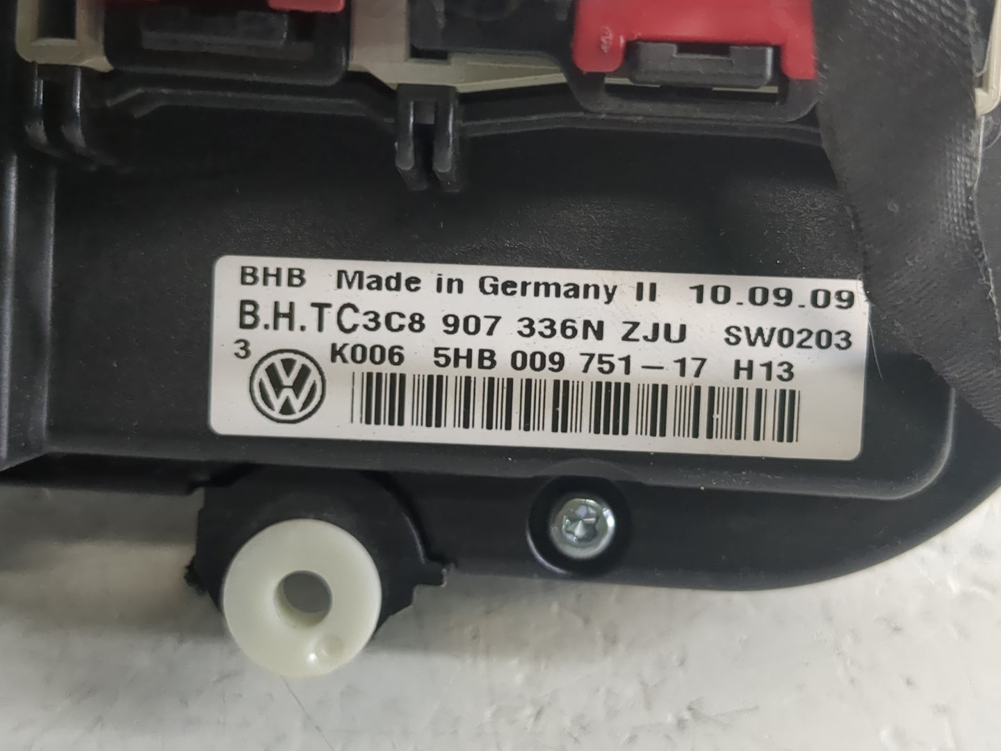 2009-2010 Volkswagen Cc Climate Control Module Temperature AC/Heater Replacement P/N:5HB 009 751-17 Fits Fits 2009 2010 OEM 