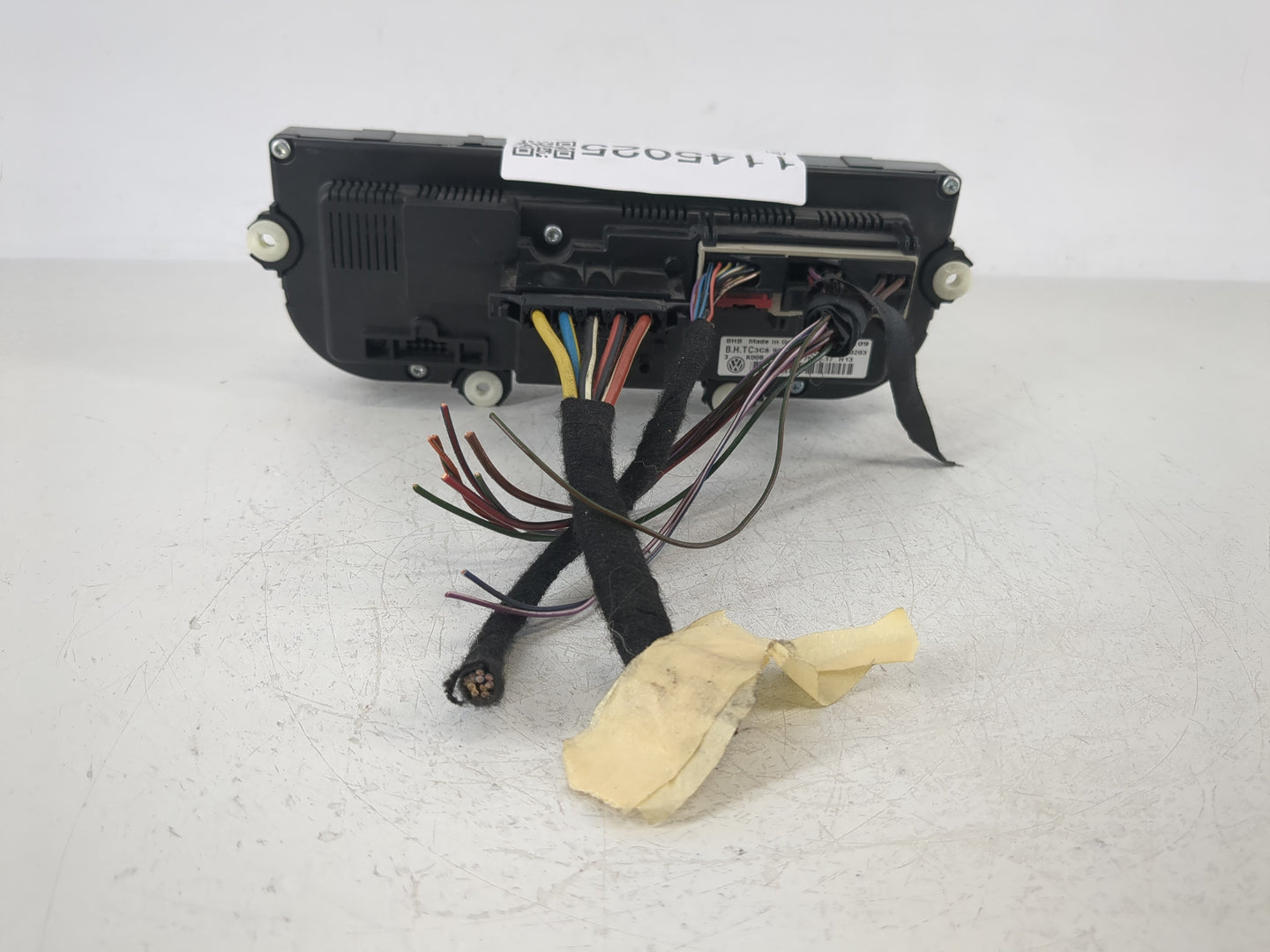 2009-2010 Volkswagen Cc Climate Control Module Temperature AC/Heater Replacement P/N:5HB 009 751-17 Fits Fits 2009 2010 OEM 