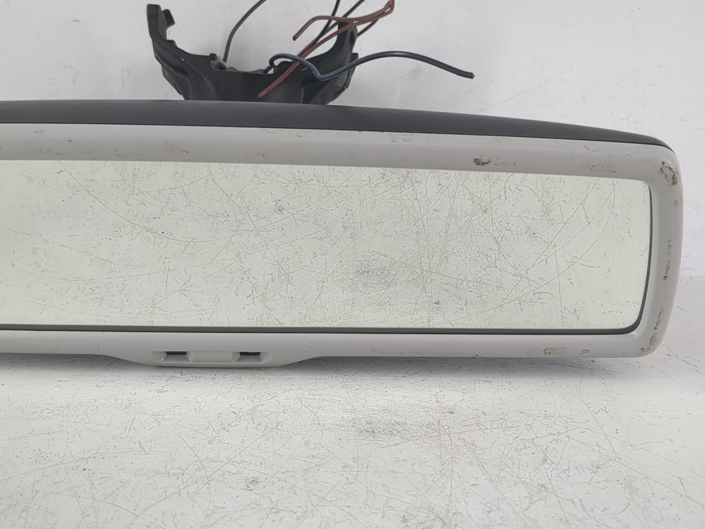 2009-2012 Volkswagen Cc Interior Rear View Mirror Replacement OEM P/N:E11026141 Fits OEM Used Auto Parts - Oemusedautoparts1