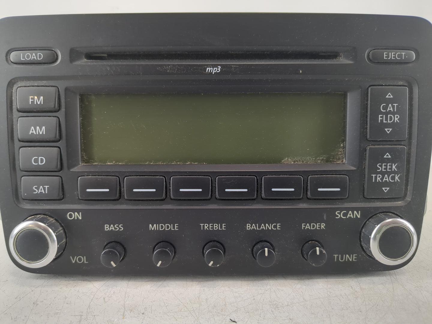 2009-2013 Volkswagen Cc Radio AM FM Cd Player Receiver Replacement P/N:3C8 035 180 A Fits OEM Used Auto Parts - Oemusedautop