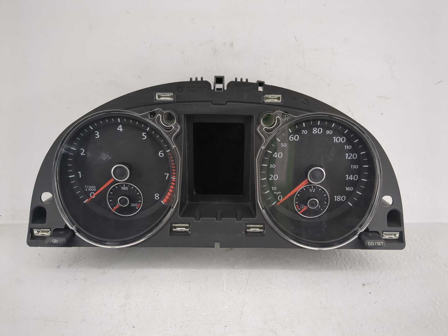 2009-2010 Volkswagen Cc Instrument Cluster Speedometer Gauges P/N:3C8920 970F Fits Fits 2009 2010 OEM Used Auto Parts - Oemu