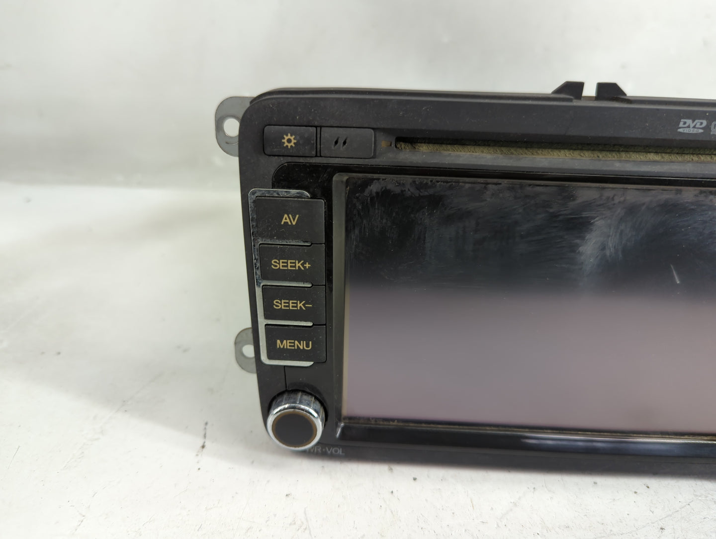 2009-2013 Volkswagen Cc Radio AM FM Cd Player Receiver Replacement P/N:E7507BNAVI-0 Fits OEM Used Auto Parts - Oemusedautopa