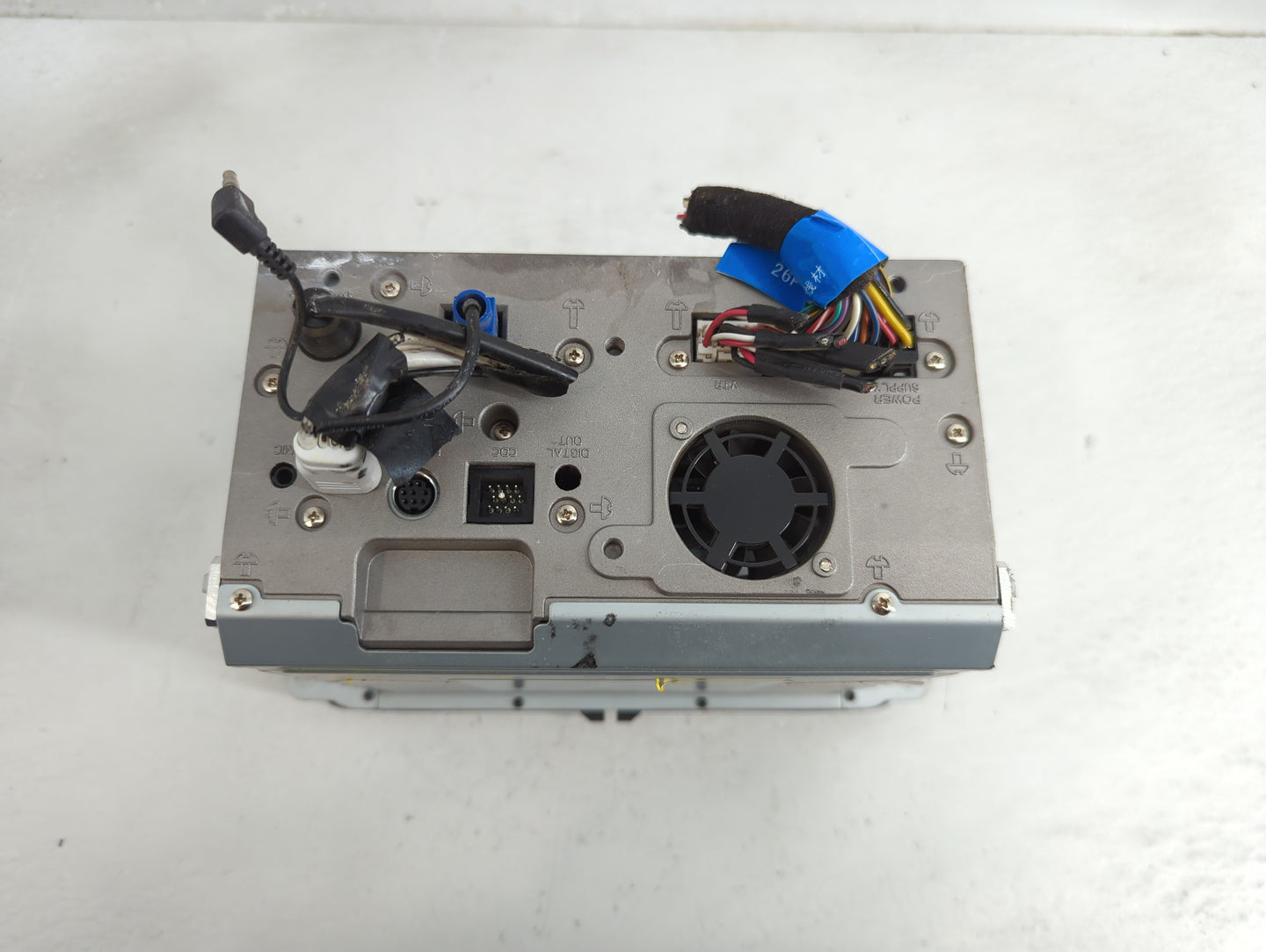 2009-2013 Volkswagen Cc Radio AM FM Cd Player Receiver Replacement P/N:E7507BNAVI-0 Fits OEM Used Auto Parts - Oemusedautopa