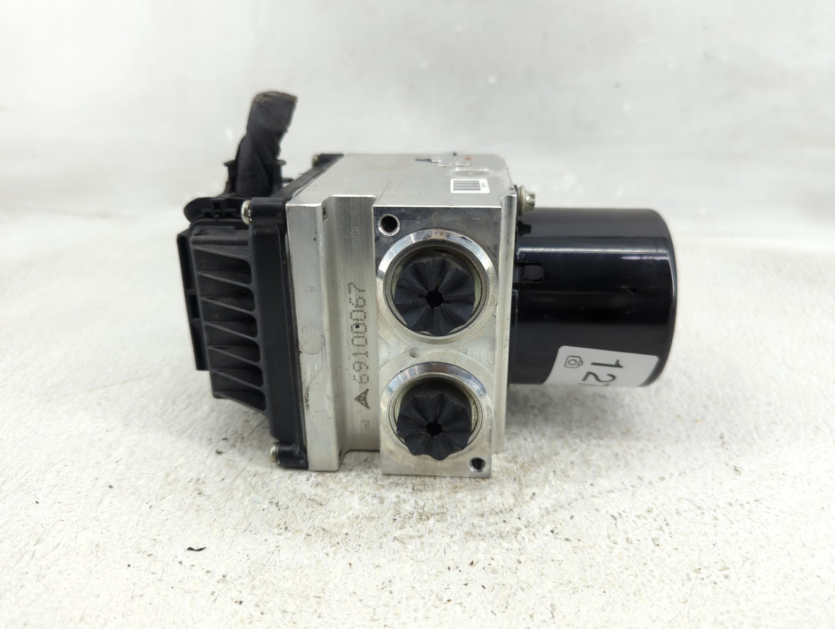 2009-2010 Volkswagen Cc Anti-Lock Brake ABS Pump Module Actuator OEM P/N:69100067 Fits Fits 2009 2010 OEM Used Auto Parts - 