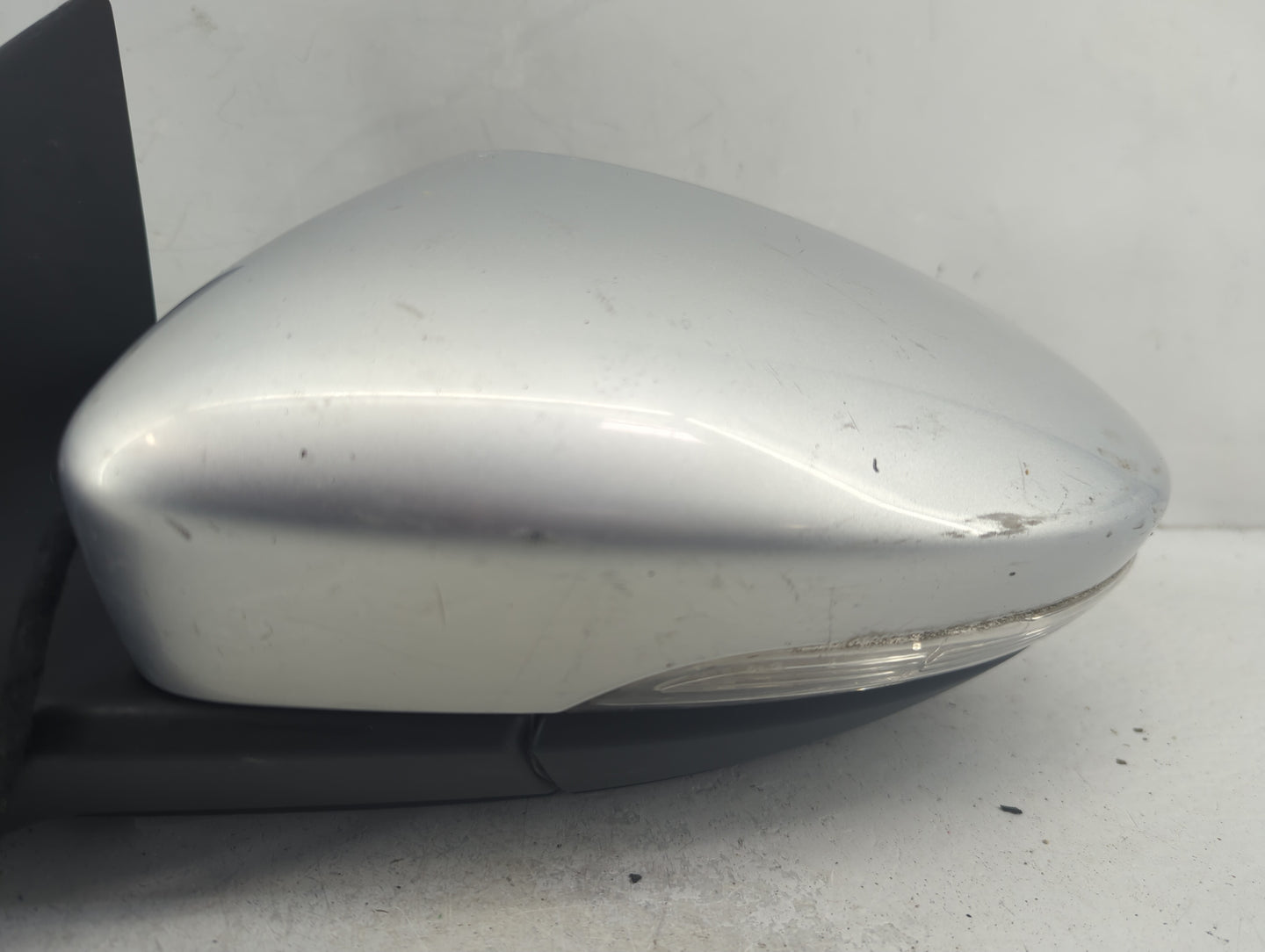 2009-2012 Volkswagen Cc Driver Side View Mirror - Left Door Mirror OEM Used - Oemusedautoparts1.com