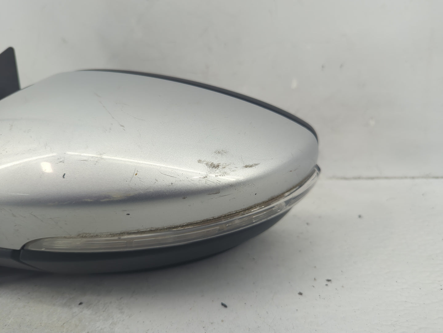 2009-2012 Volkswagen Cc Driver Side View Mirror - Left Door Mirror OEM Used - Oemusedautoparts1.com