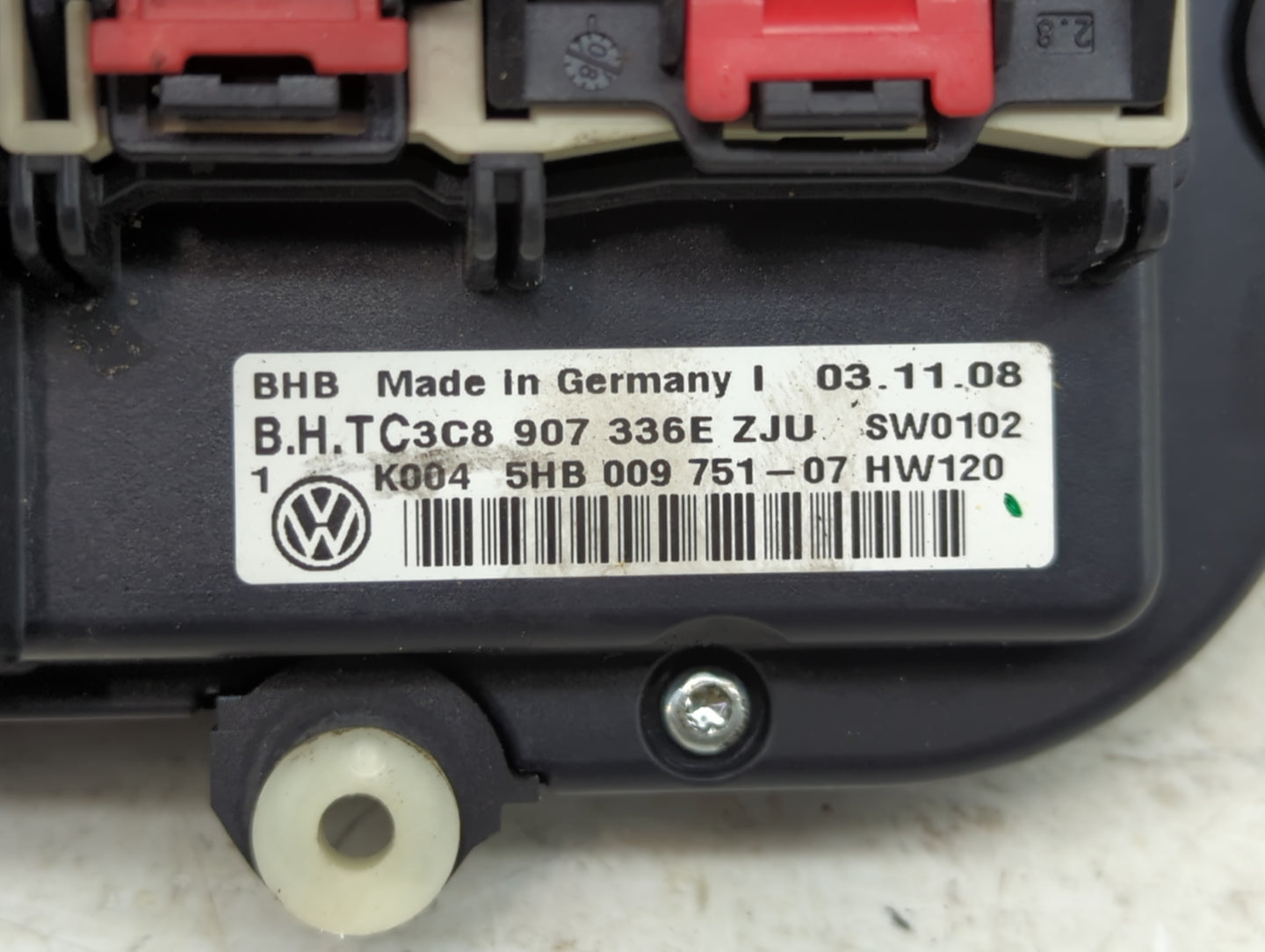 2009-2010 Volkswagen Cc Climate Control Module Temperature AC/Heater Replacement P/N:3C8 907 336E Fits Fits 2009 2010 OEM Us