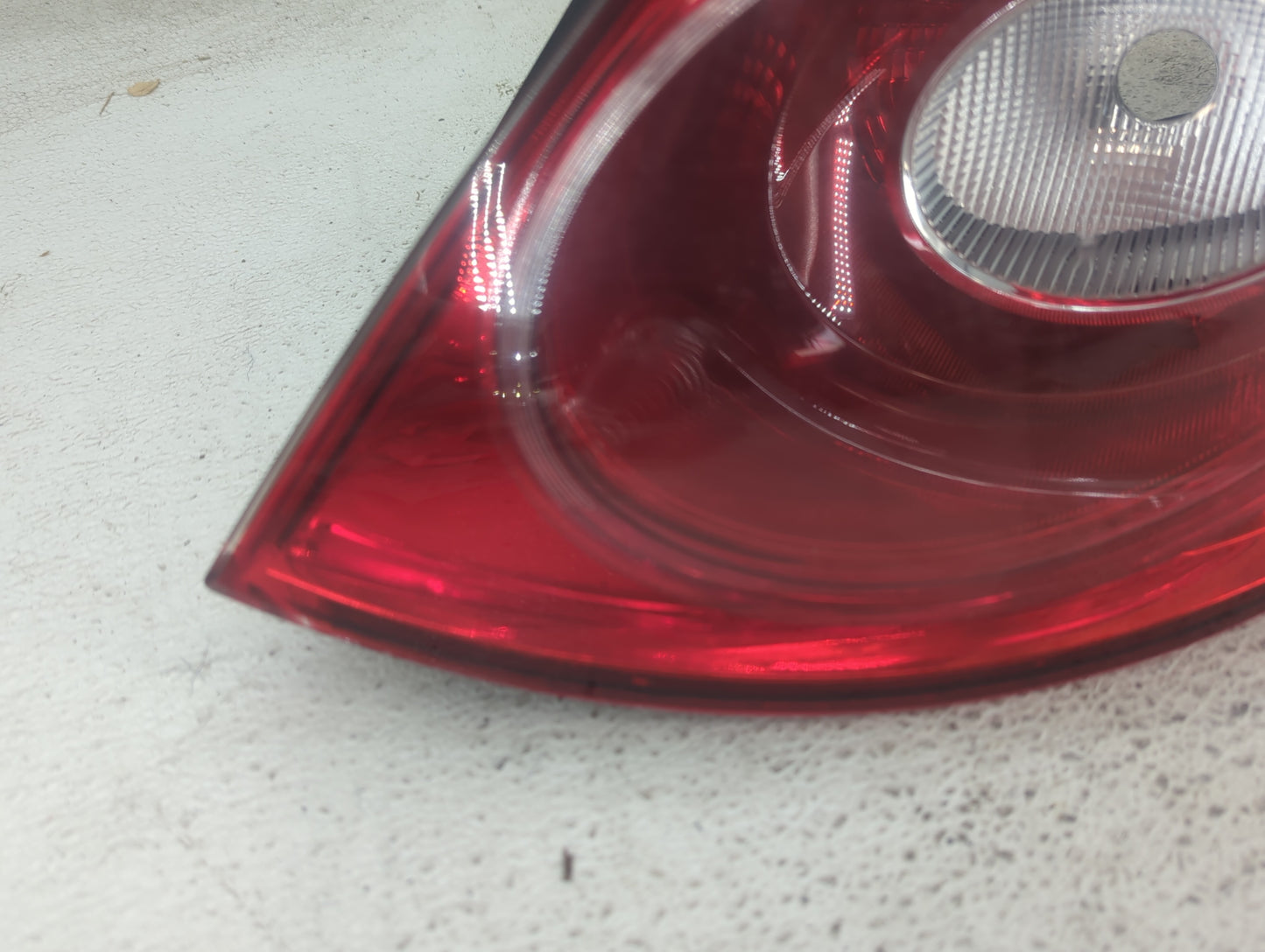 2009-2012 Volkswagen Cc Tail Light Assembly Passenger Right OEM P/N:3C8945096D 158 3C8945094E Fits Fits 2009 2010 2011 2012 