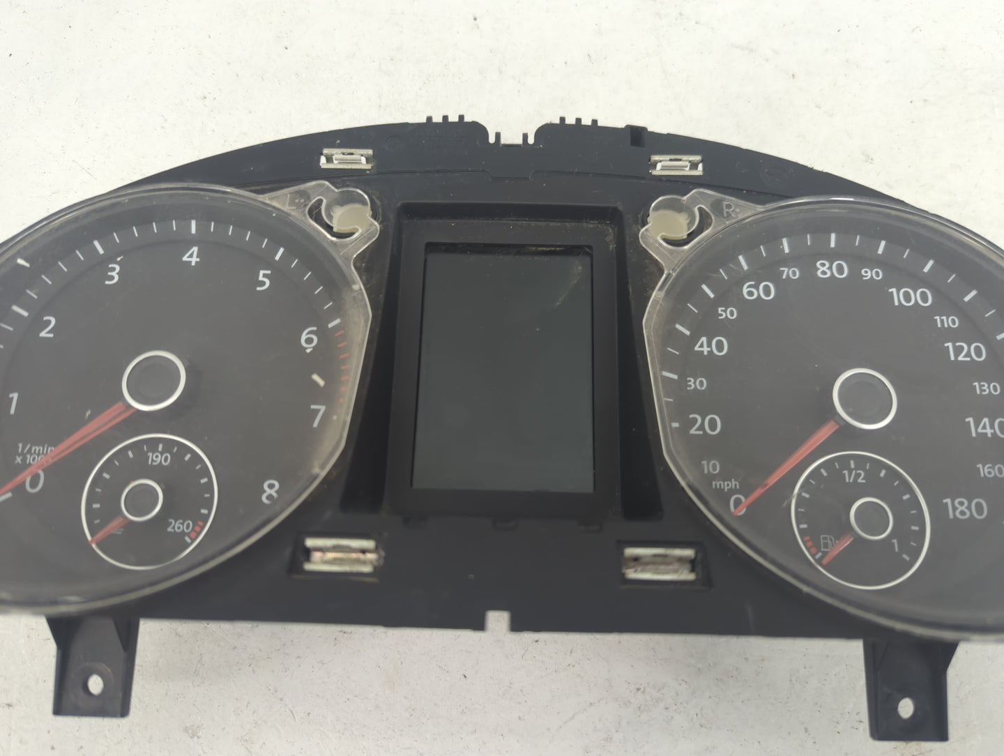 2009-2010 Volkswagen Cc Instrument Cluster Speedometer Gauges P/N:3C8920970F Fits Fits 2009 2010 OEM Used Auto Parts - Oemus