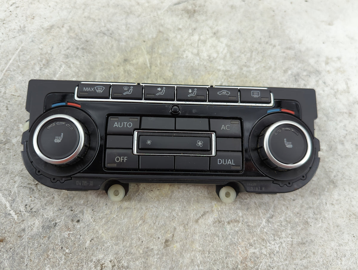 2011-2012 Volkswagen Cc Climate Control Module Temperature AC/Heater Replacement P/N:5K0907044CF 5HB009748-41 Fits OEM Used 