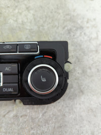 2011-2012 Volkswagen Cc Climate Control Module Temperature AC/Heater Replacement P/N:5K0907044CF 5HB009748-41 Fits OEM Used 