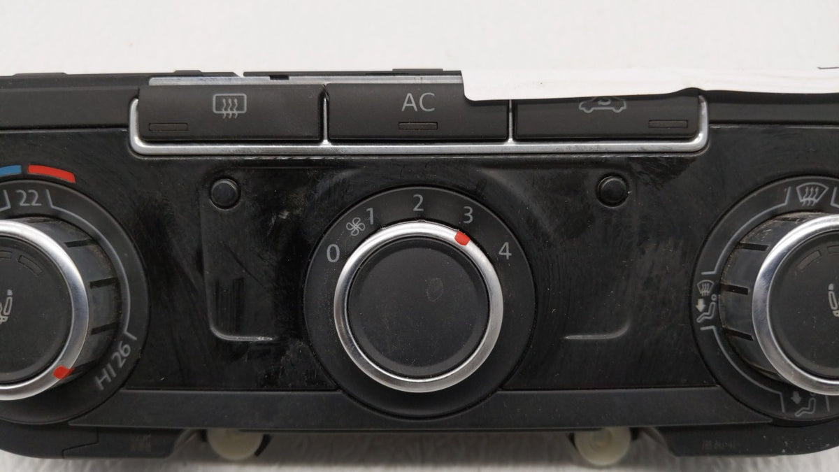 2009-2010 Volkswagen Cc Climate Control Module Temperature AC/Heater Replacement P/N:3C8 907 336 AJ 3C8 907 336E ZJU Fits OE
