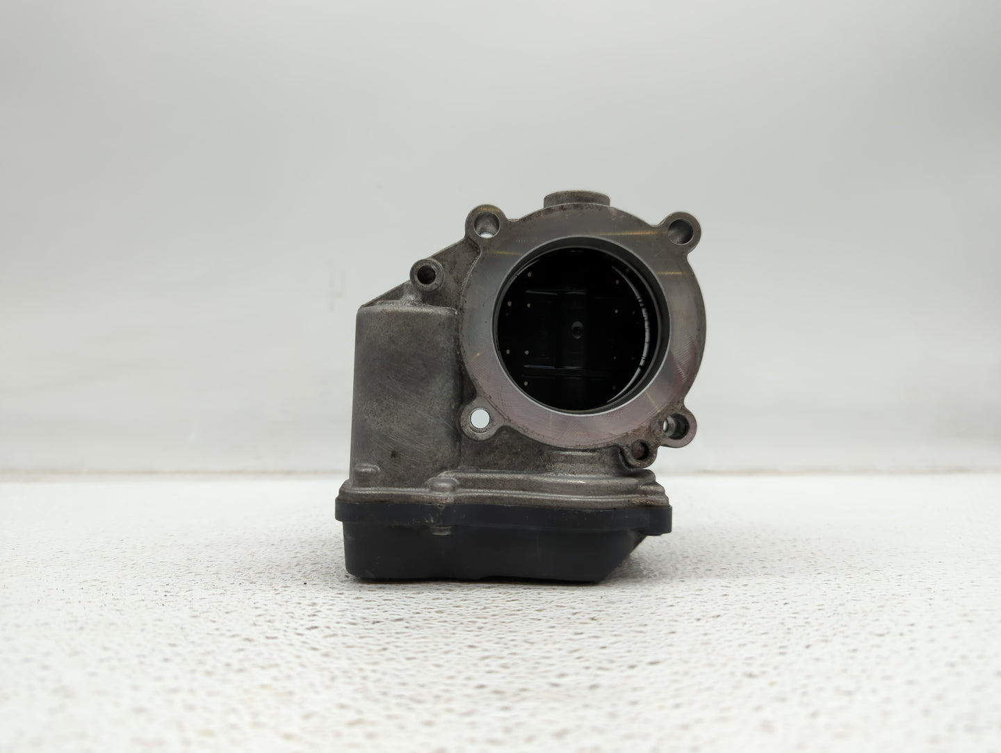 2009-2017 Volkswagen Cc Throttle Body P/N:06F 133 062 G 06F 133 062 Q Fits OEM Used Auto Parts - Oemusedautoparts1.com