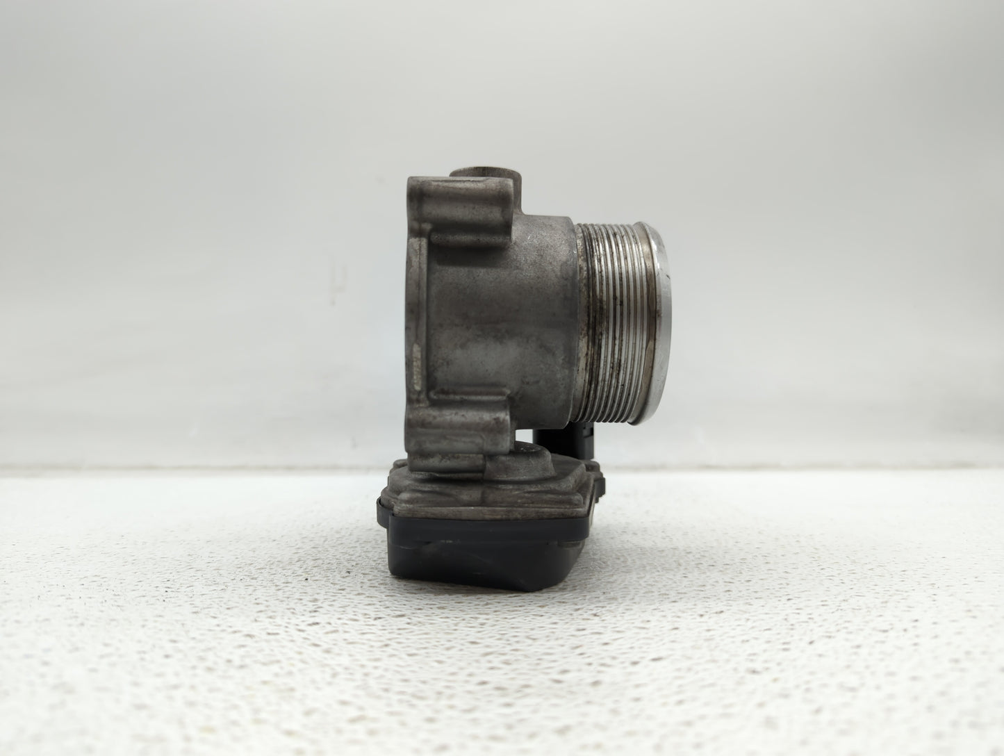 2009-2017 Volkswagen Cc Throttle Body P/N:06F 133 062 G 06F 133 062 Q Fits OEM Used Auto Parts - Oemusedautoparts1.com