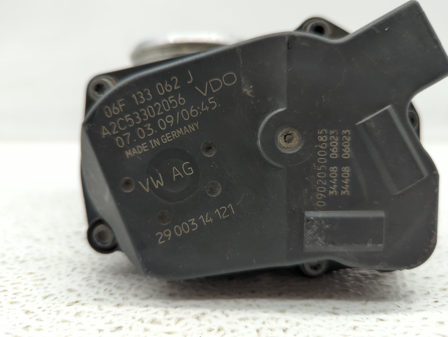 2009-2017 Volkswagen Cc Throttle Body P/N:06F 133 062 G 06F 133 062 Q Fits OEM Used Auto Parts - Oemusedautoparts1.com