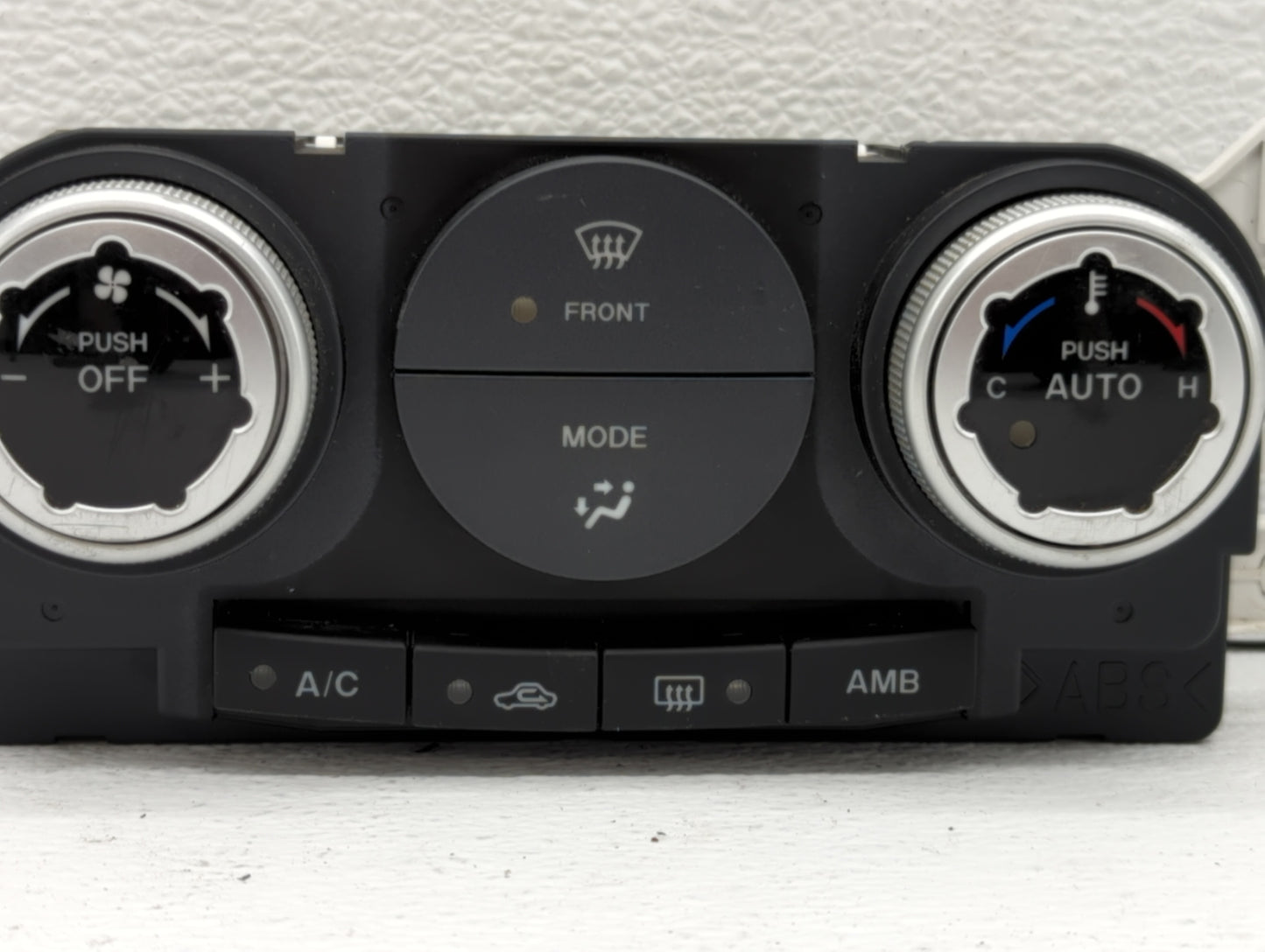 2009-2010 Volkswagen Cc Climate Control Module Temperature AC/Heater Replacement P/N:K1900EG22 F06 Fits Fits 2009 2010 OEM U