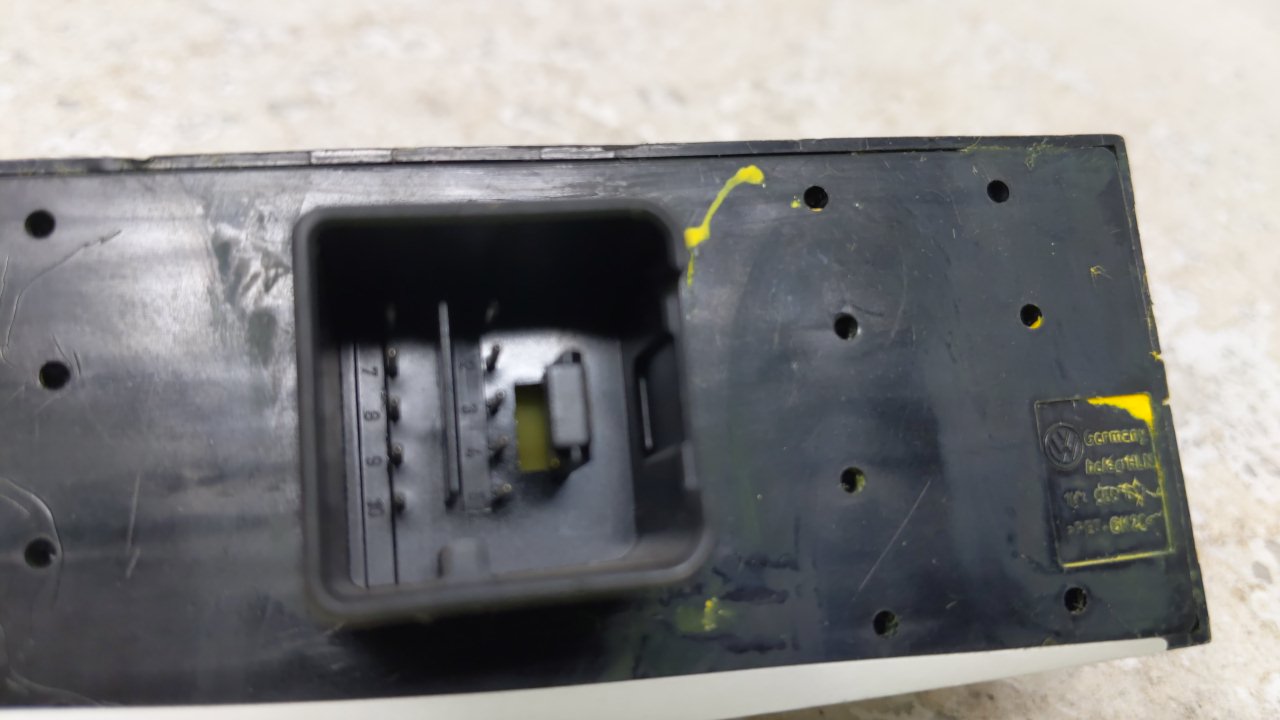 2009 Volkswagen Cc Master Power Window Switch Replacement Driver Side Left Fits OEM Used Auto Parts - Oemusedautoparts1.com