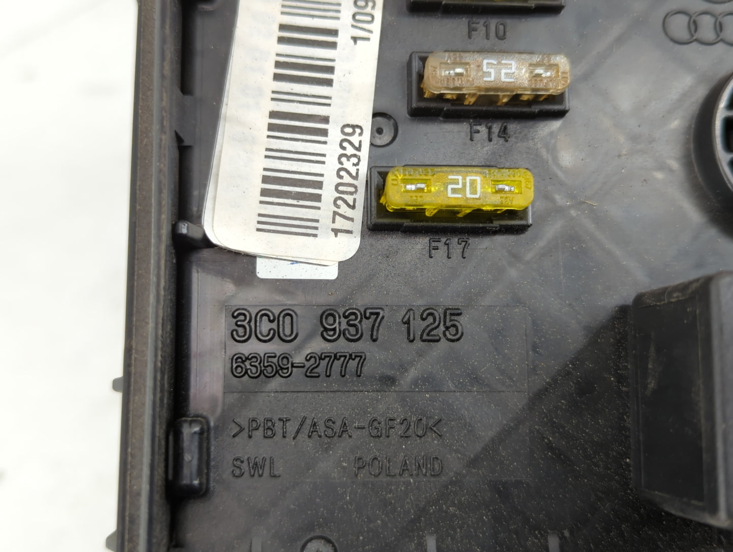 2009-2012 Volkswagen Cc Fusebox Fuse Box Panel Relay Module P/N:3C0 937 125 Fits Fits 2009 2010 2011 2012 OEM Used Auto Part