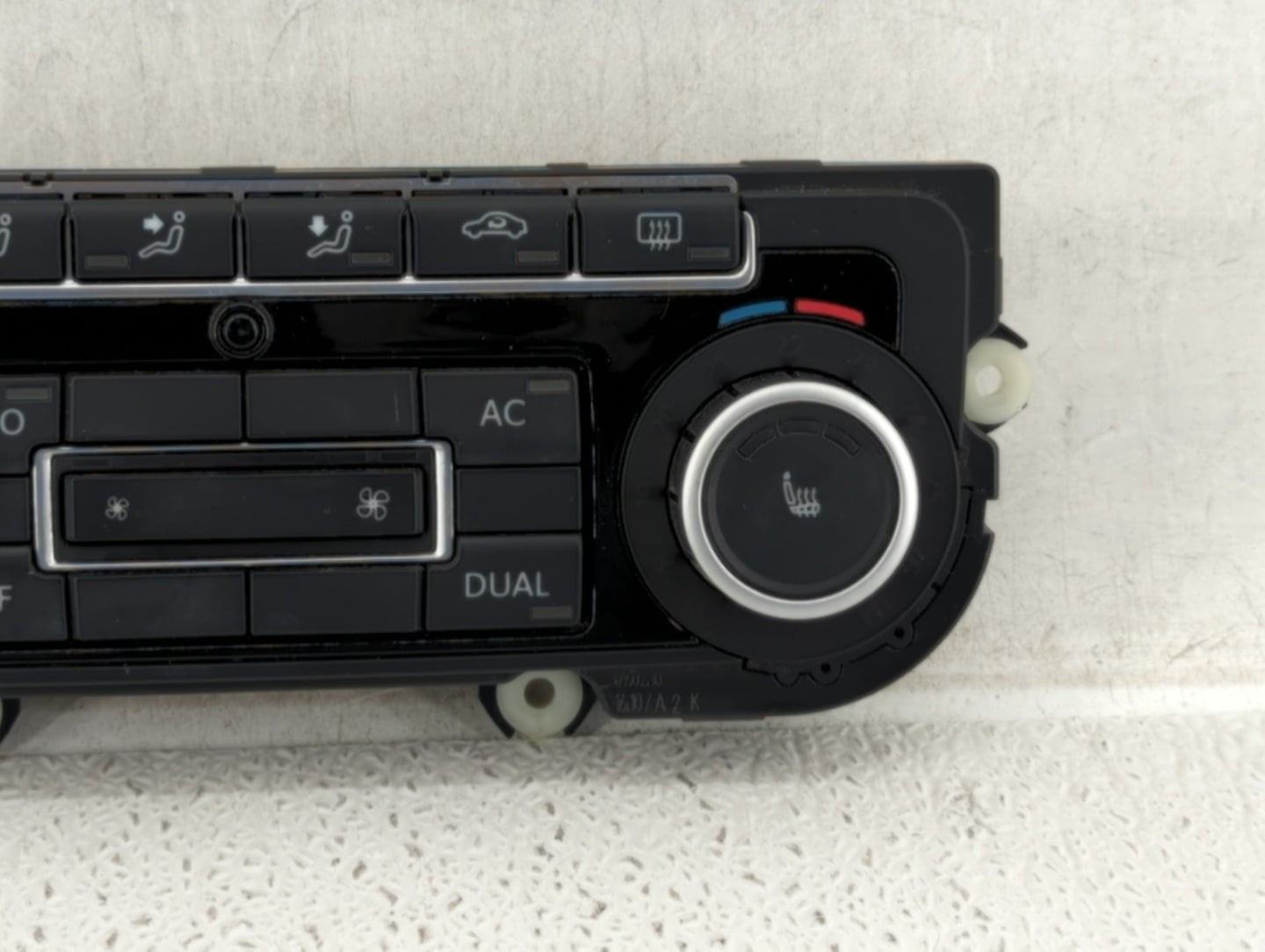 2009-2010 Volkswagen Cc Climate Control Module Temperature AC/Heater Replacement P/N:K1900EG22 F06 Fits Fits 2009 2010 OEM U