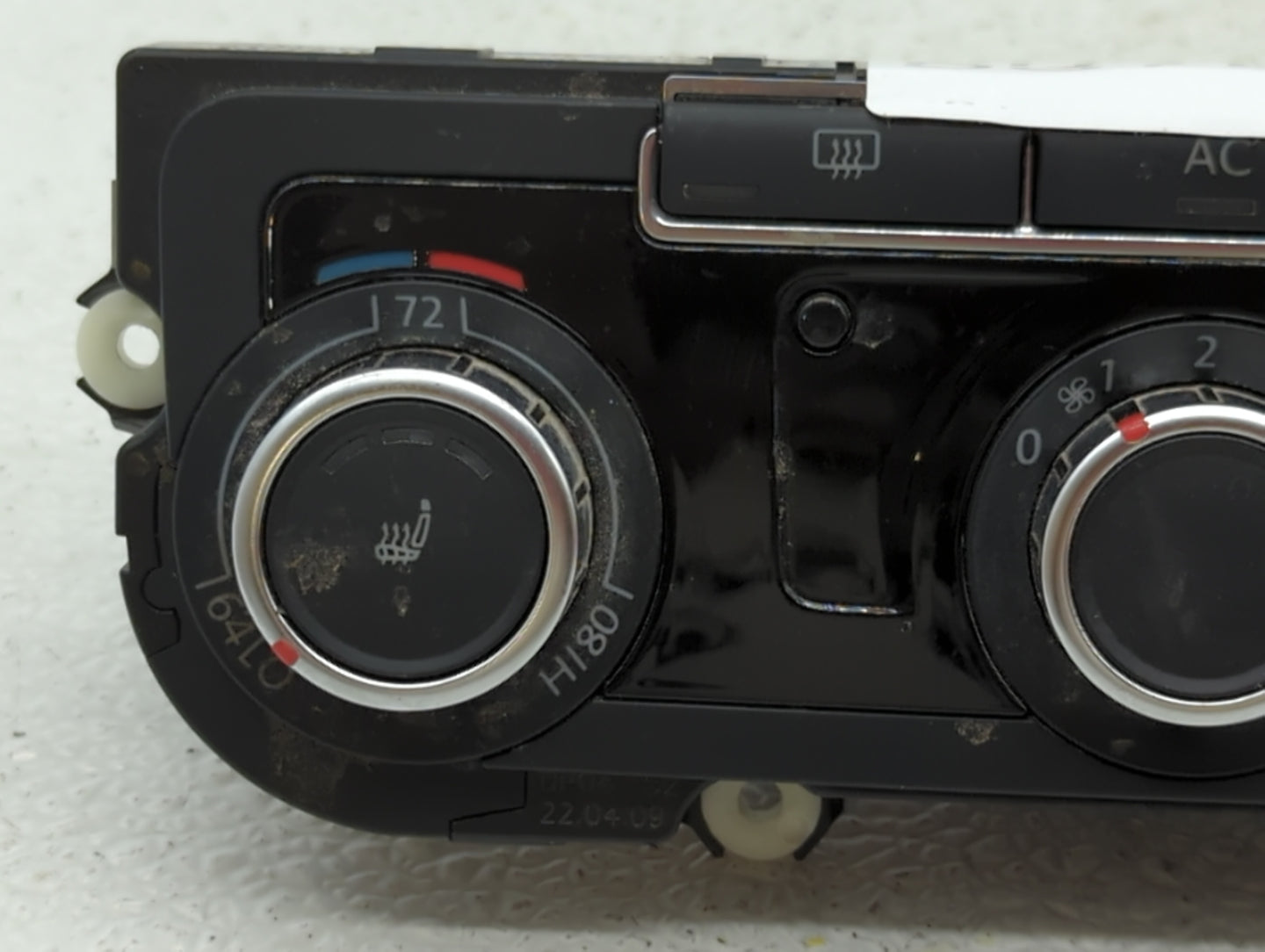 2009 Volkswagen Cc Climate Control Module Temperature AC/Heater Replacement P/N:3C8 907 336E Fits OEM Used Auto Parts - Oemu