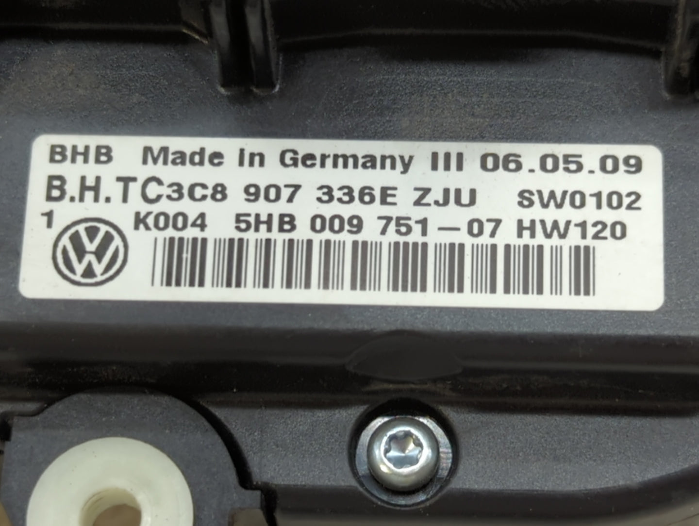 2009 Volkswagen Cc Climate Control Module Temperature AC/Heater Replacement P/N:3C8 907 336E Fits OEM Used Auto Parts - Oemu