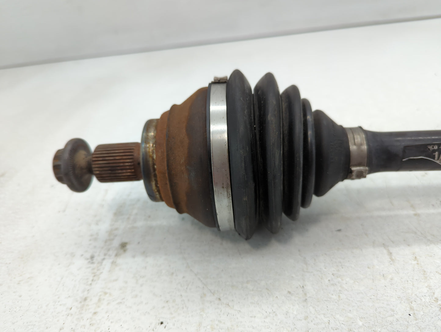 Volkswagen Cc Axle Shaft Front Driver Cv C/v - Oemusedautoparts1.com